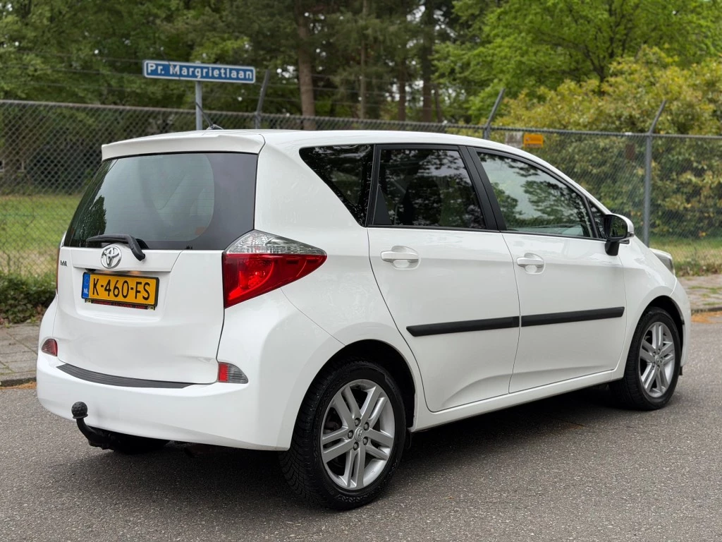 Hoofdafbeelding Toyota Verso-S