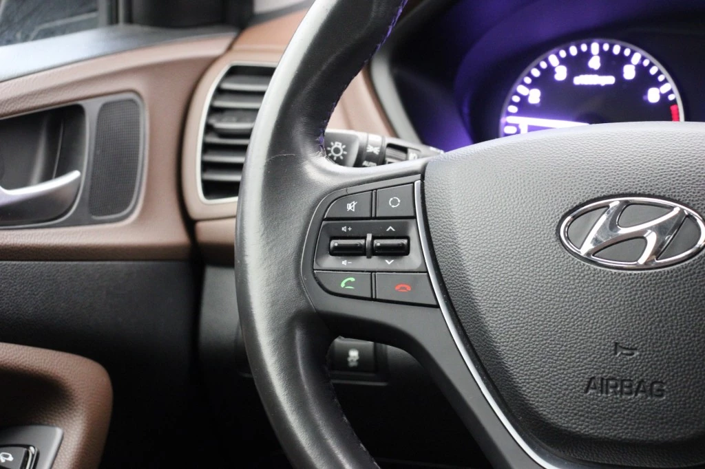 Hoofdafbeelding Hyundai i20