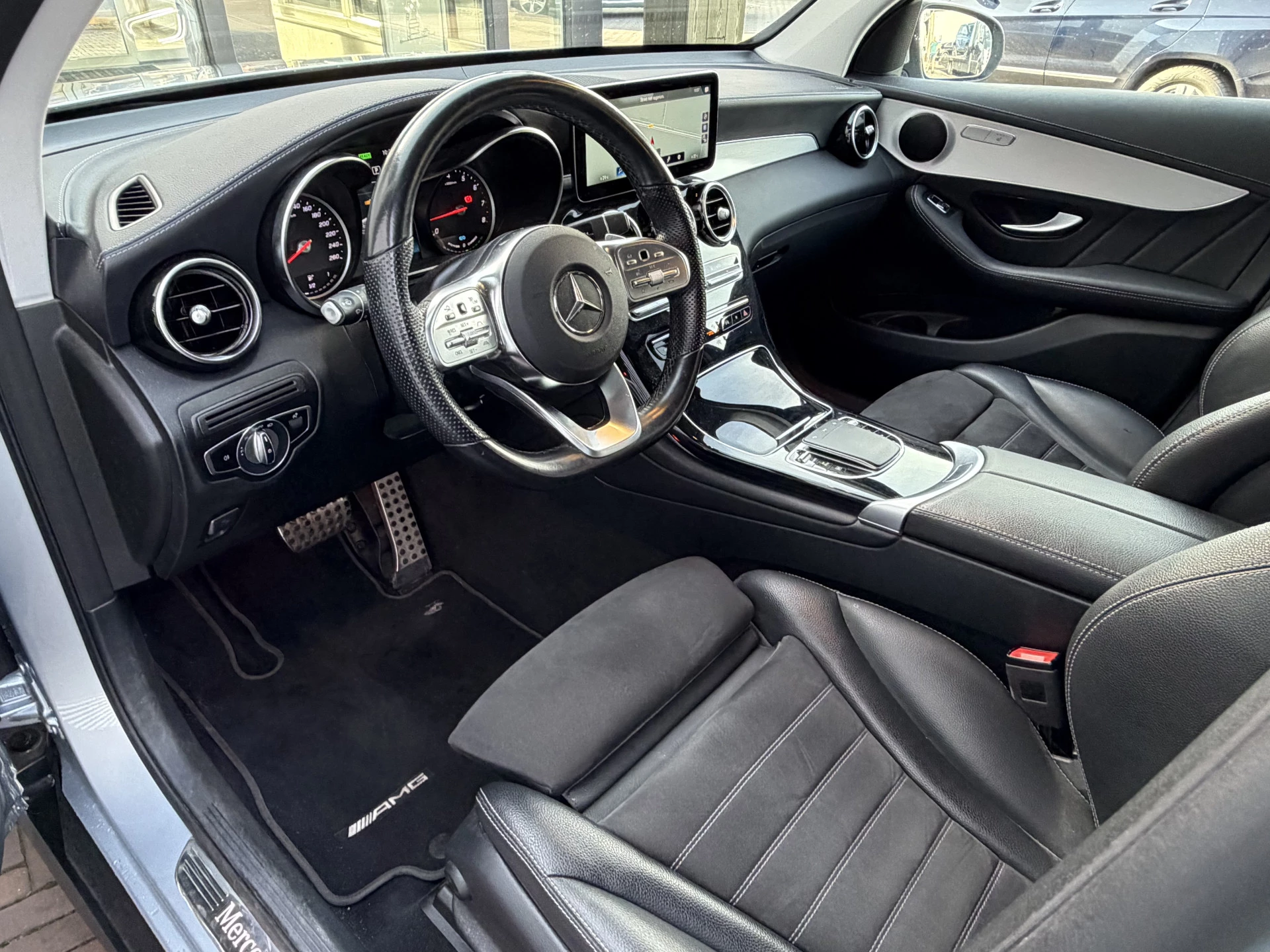 Hoofdafbeelding Mercedes-Benz GLC