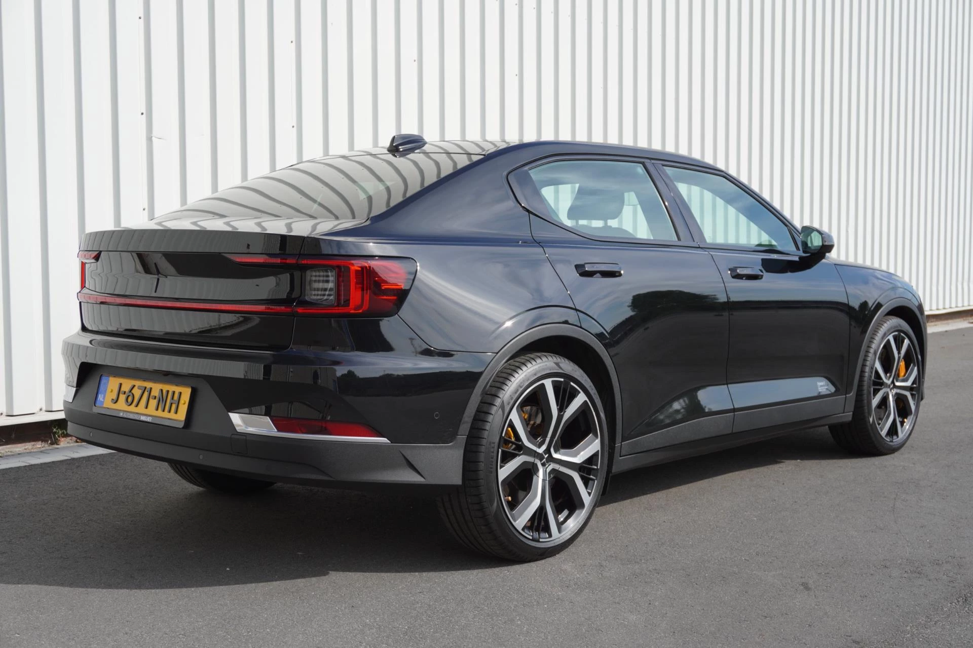 Hoofdafbeelding Polestar 2