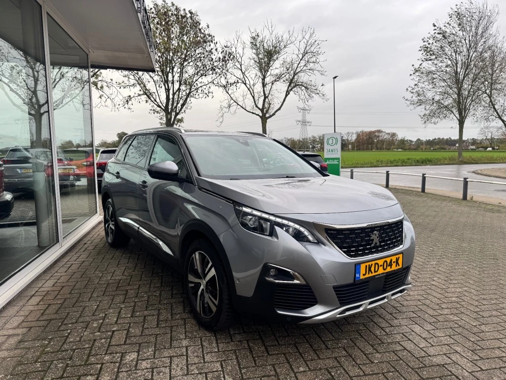 Hoofdafbeelding Peugeot 5008