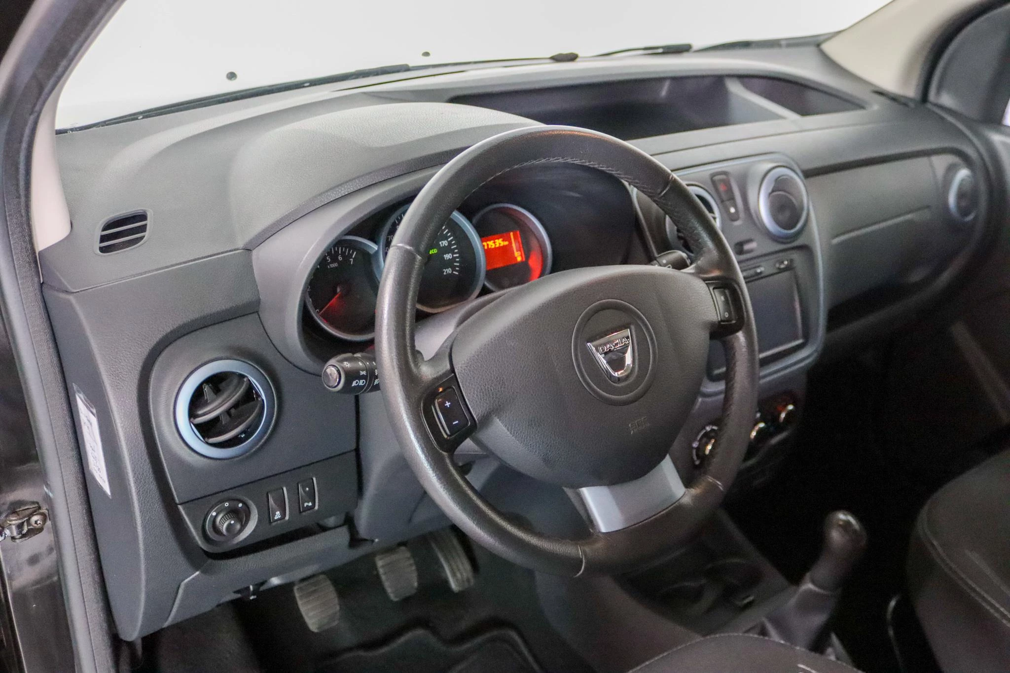 Hoofdafbeelding Dacia Dokker