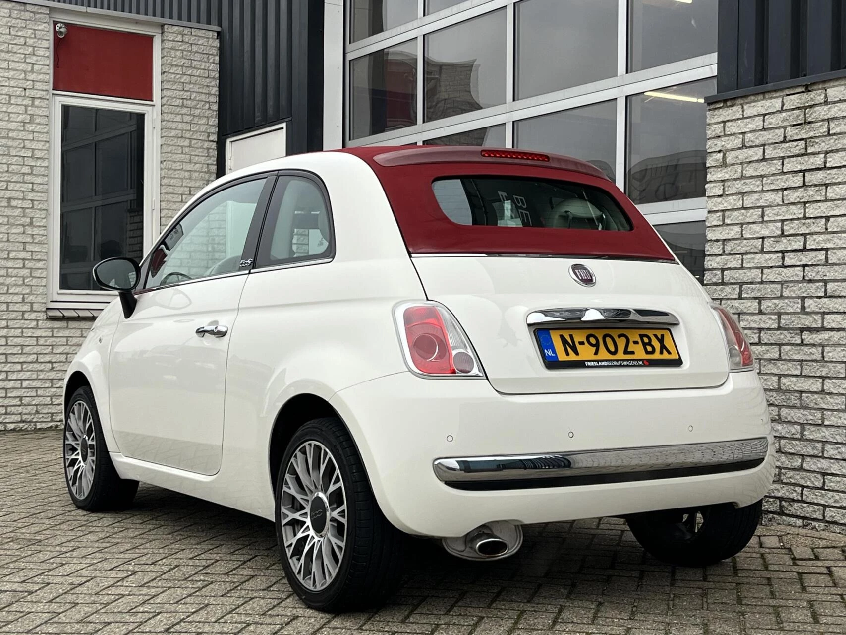 Hoofdafbeelding Fiat 500C