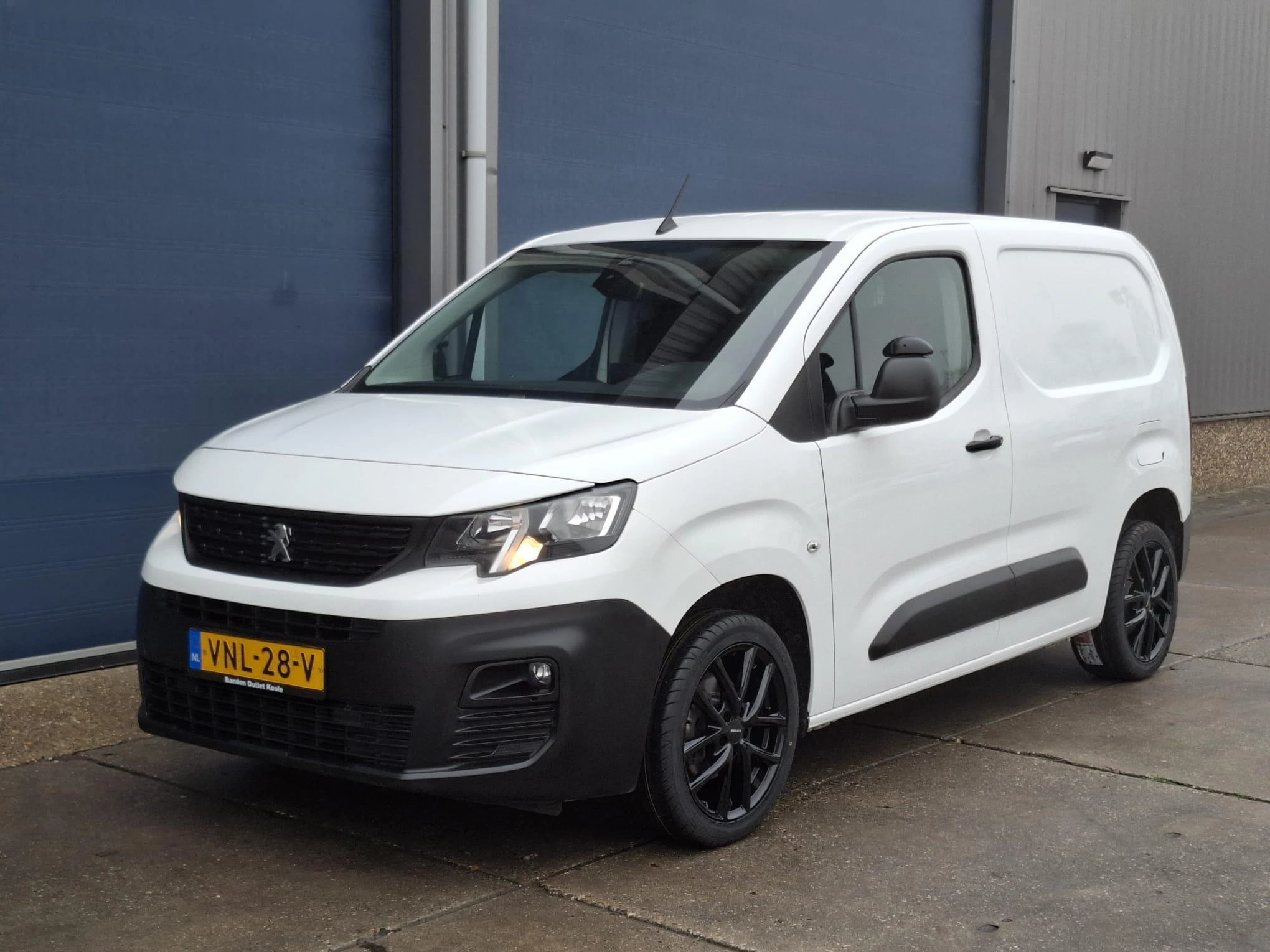 Hoofdafbeelding Peugeot Partner