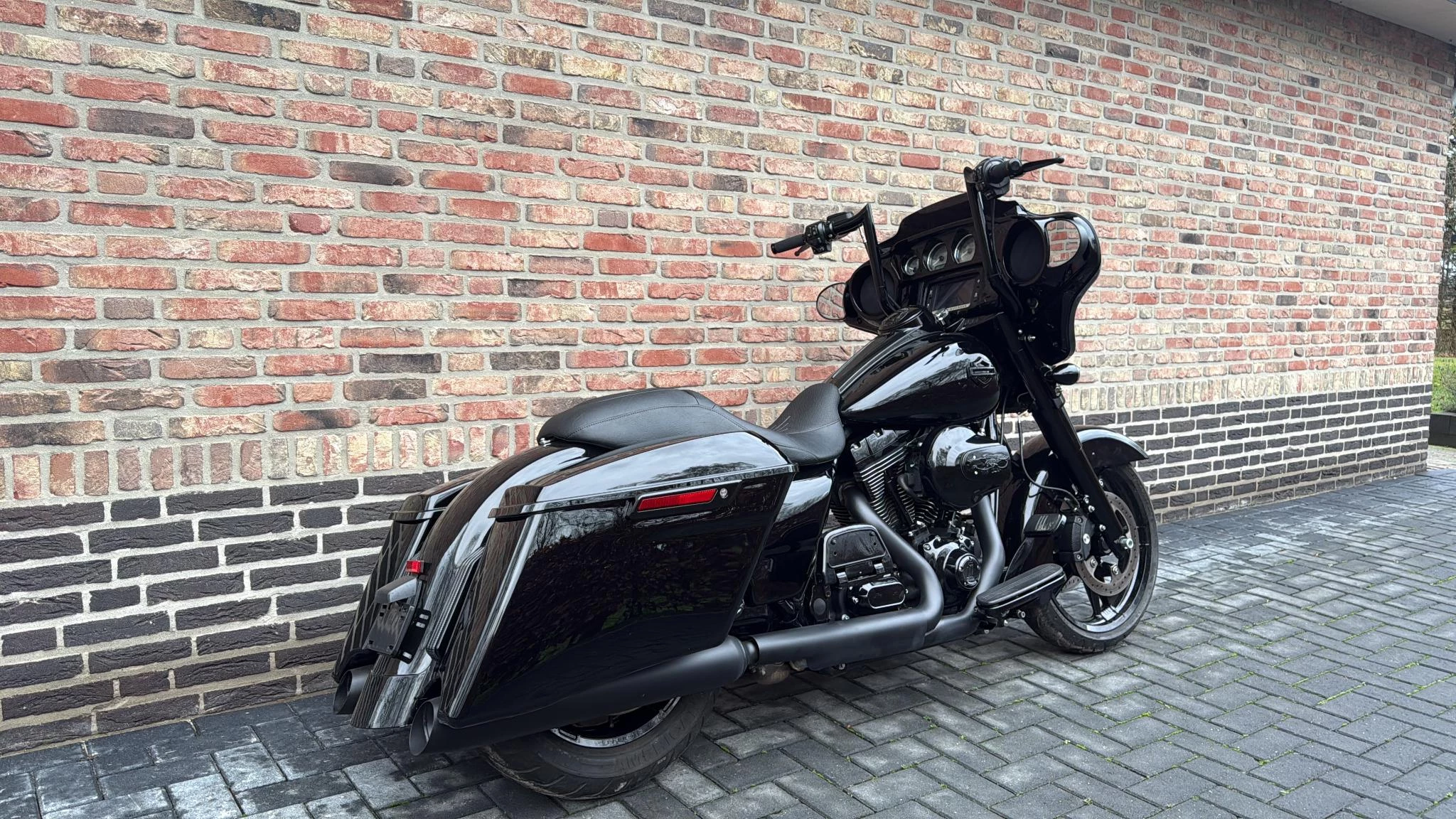 Hoofdafbeelding Harley-Davidson 103 FLHX