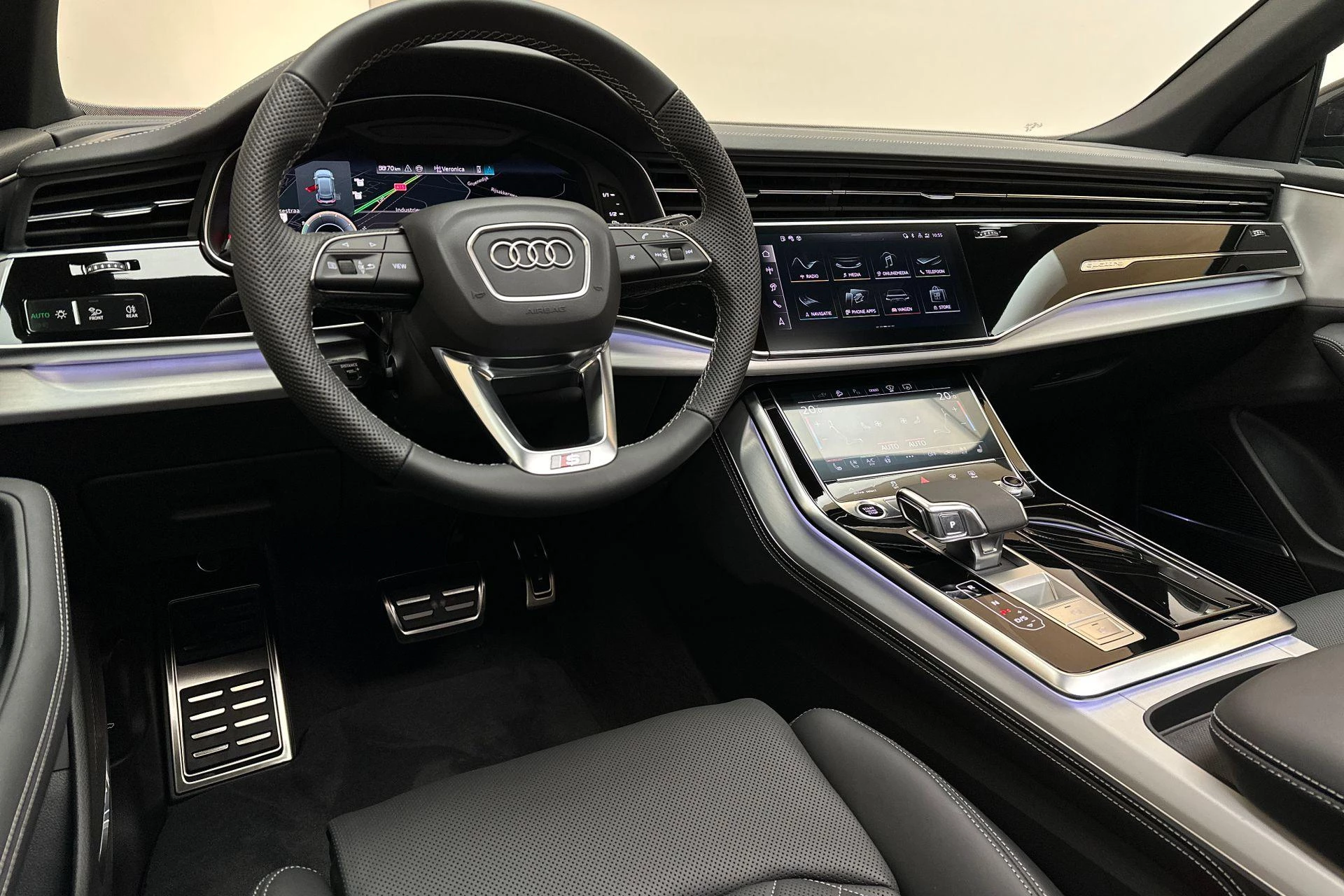 Hoofdafbeelding Audi Q8