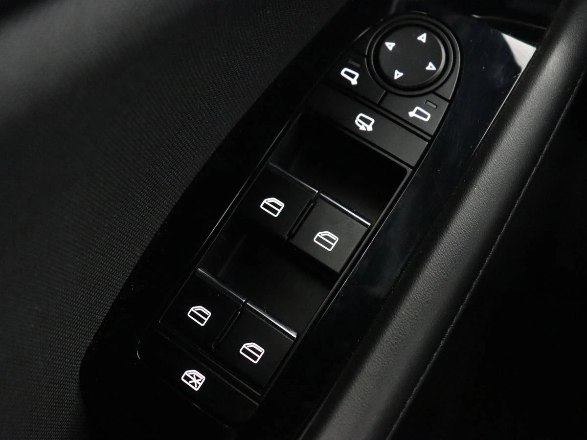 Hoofdafbeelding Mazda 3