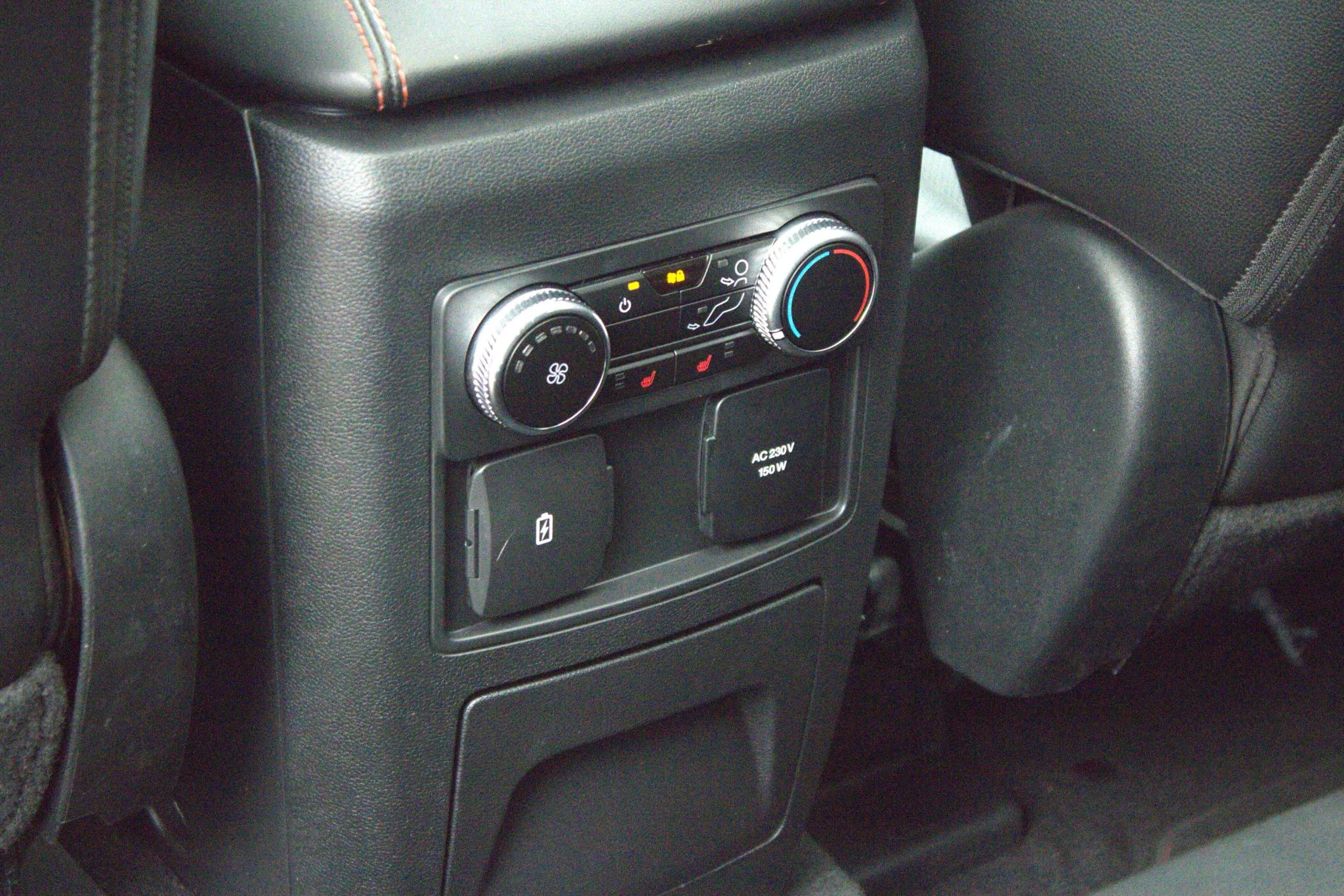 Hoofdafbeelding Ford Explorer
