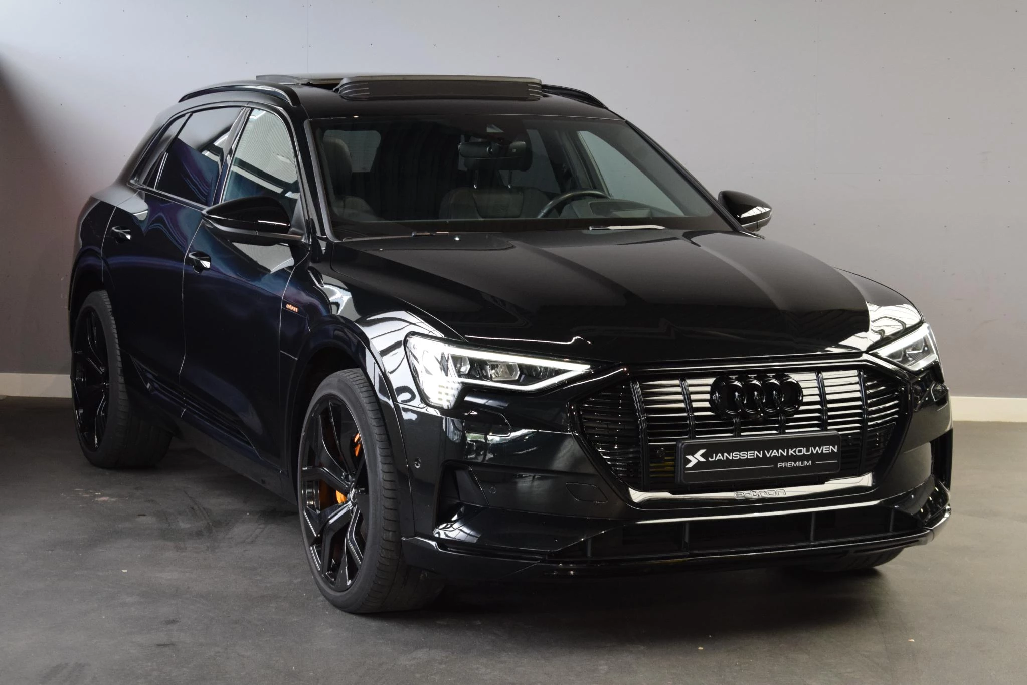 Hoofdafbeelding Audi e-tron
