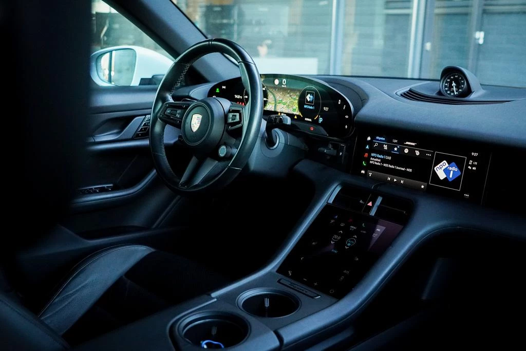 Hoofdafbeelding Porsche Taycan