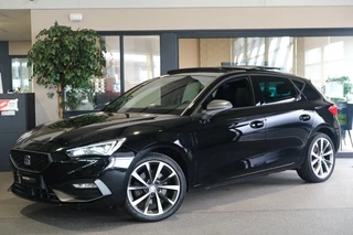 Hoofdafbeelding SEAT Leon Seat Leon 1.4 TSI eHybrid PHEV FR 204PK Pano Led Alcantara Cam