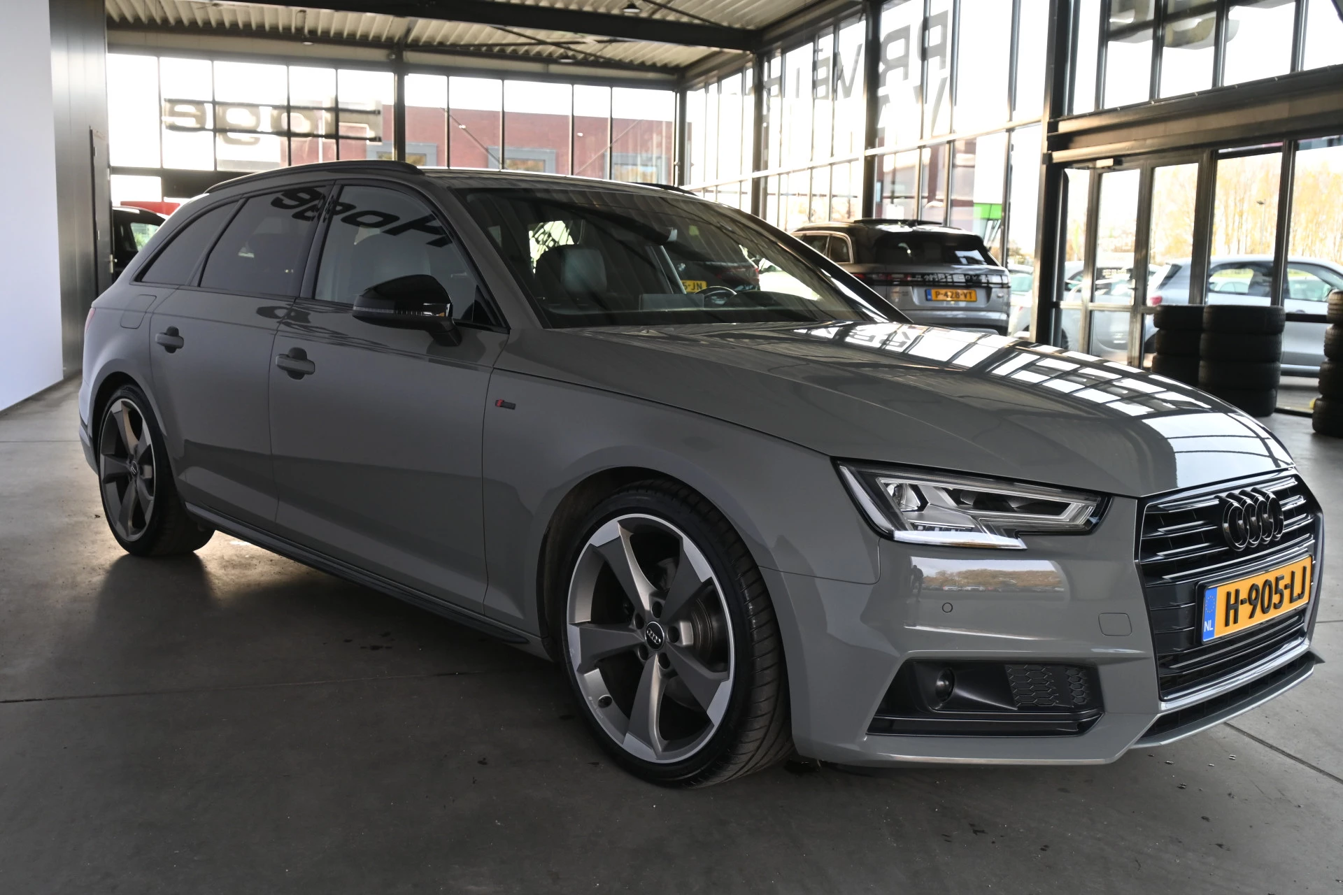 Hoofdafbeelding Audi A4