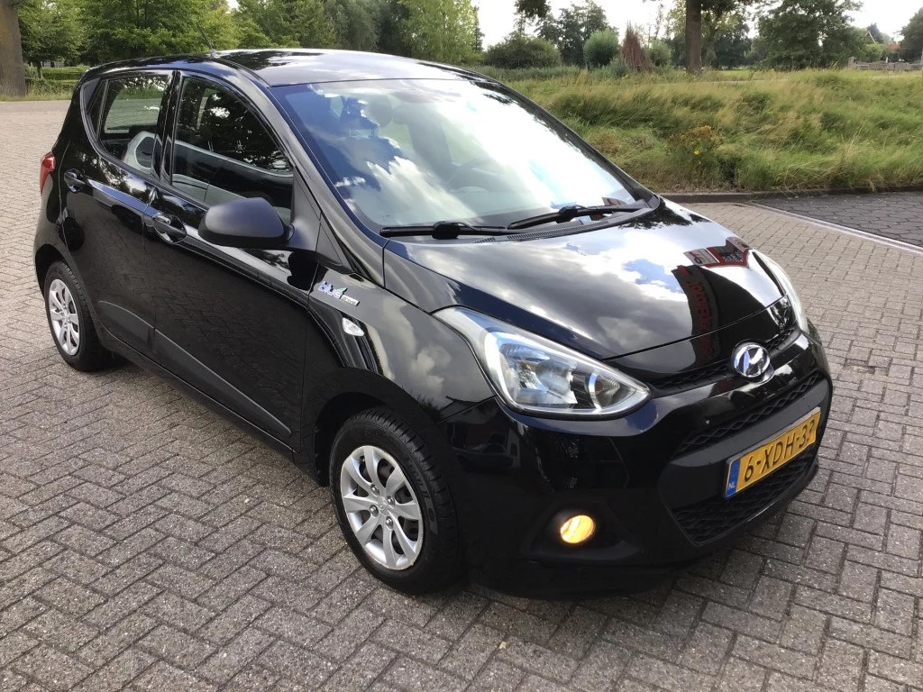 Hoofdafbeelding Hyundai i10