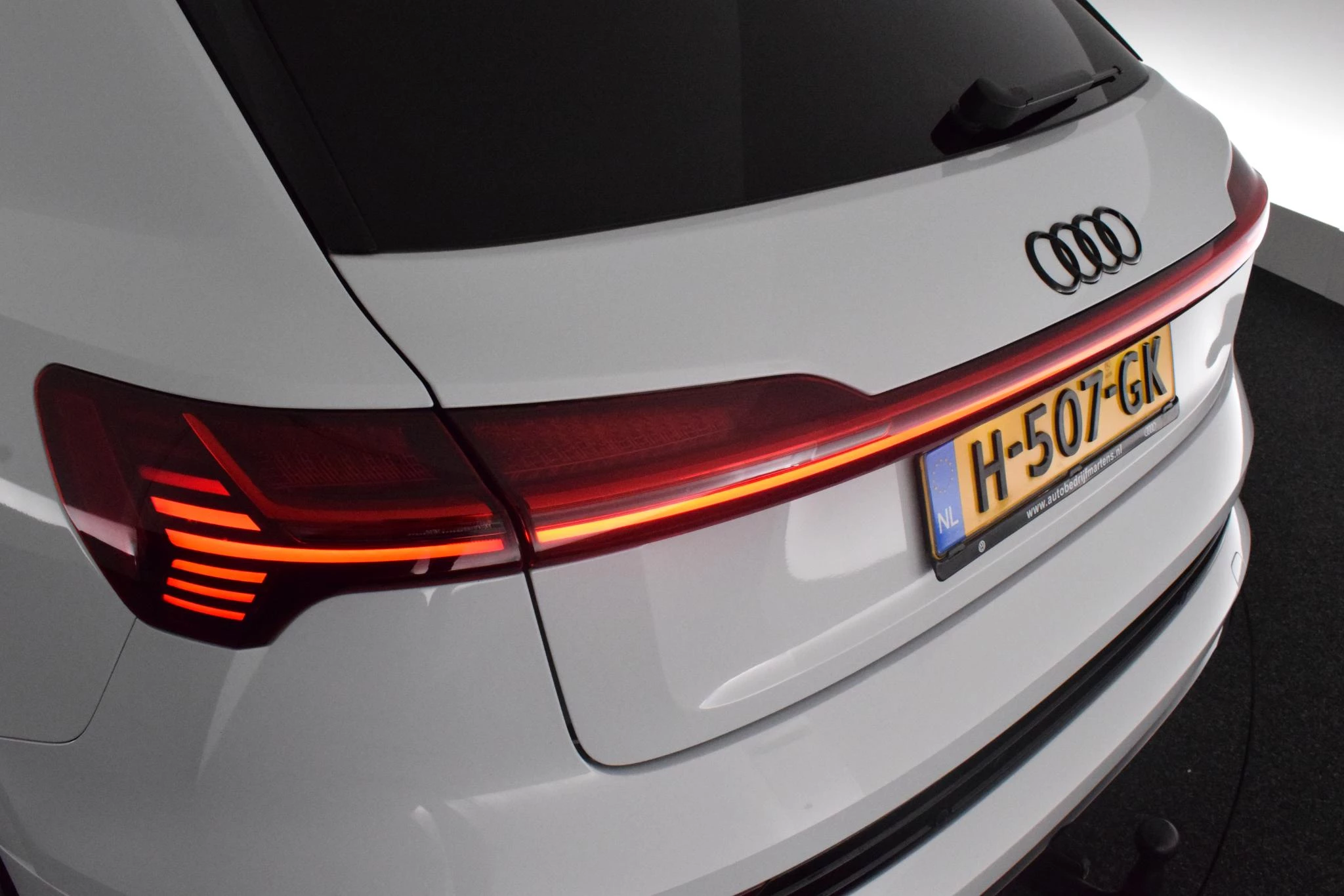 Hoofdafbeelding Audi e-tron