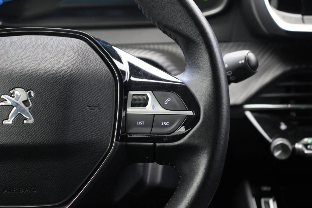 Hoofdafbeelding Peugeot e-208