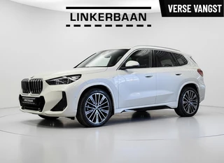BMW X1 sDrive20i | M Sport | Leder | HUD | 20 inch | NL Auto |