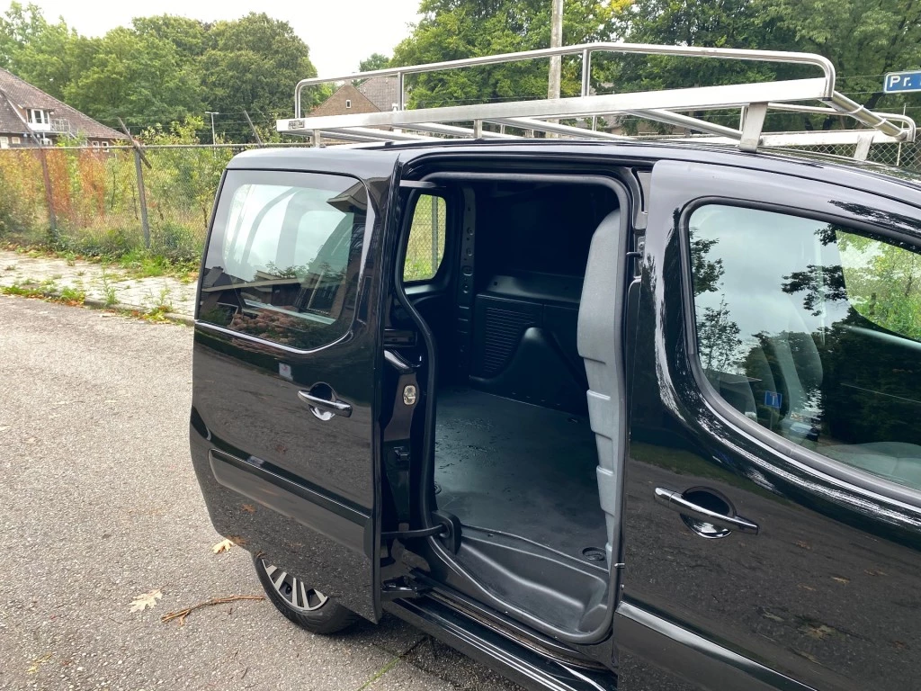 Hoofdafbeelding Peugeot Partner