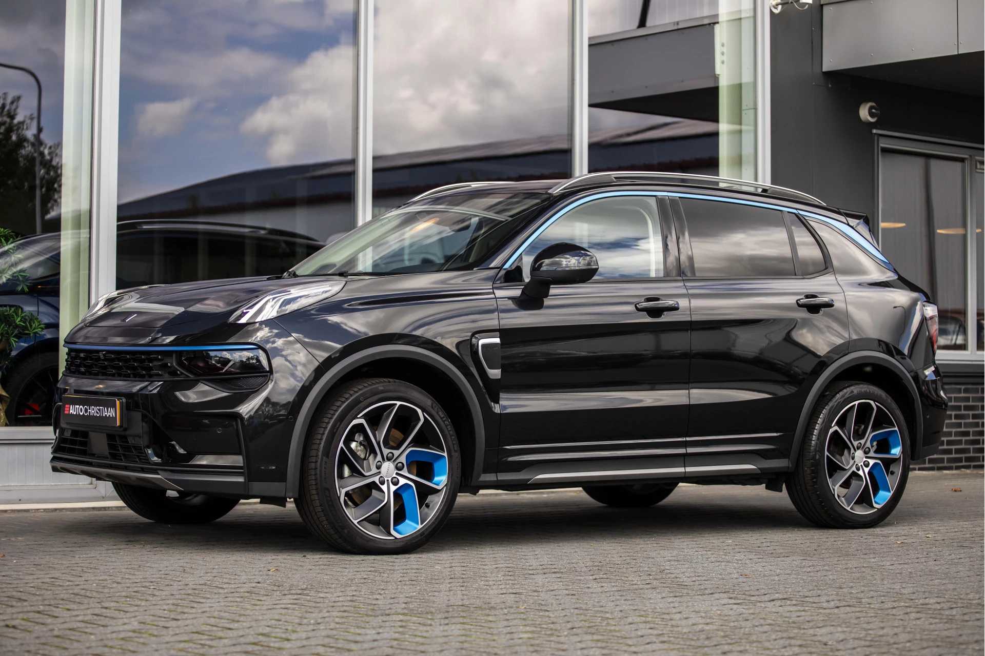 Hoofdafbeelding Lynk & Co 01