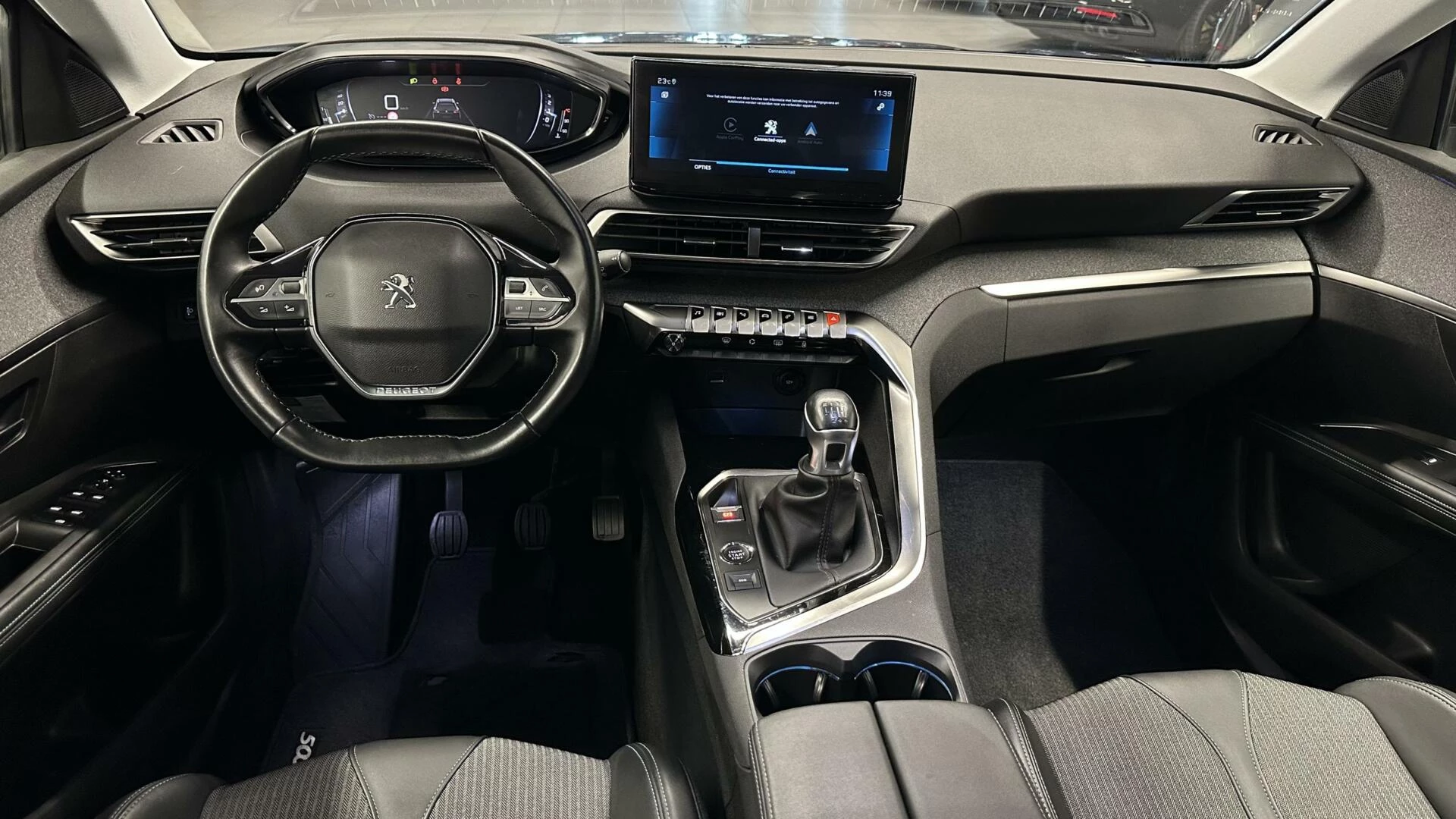 Hoofdafbeelding Peugeot 5008