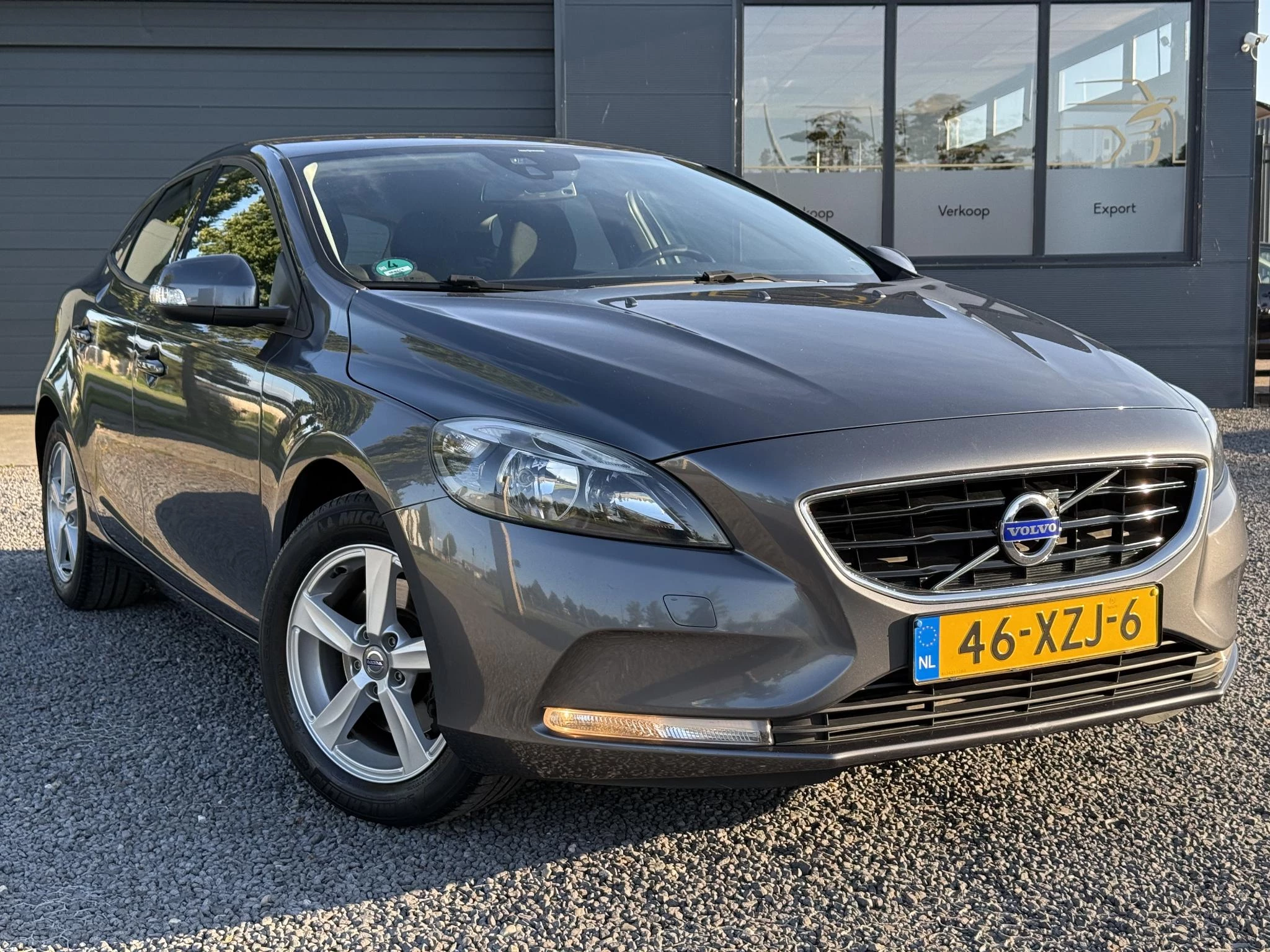Hoofdafbeelding Volvo V40