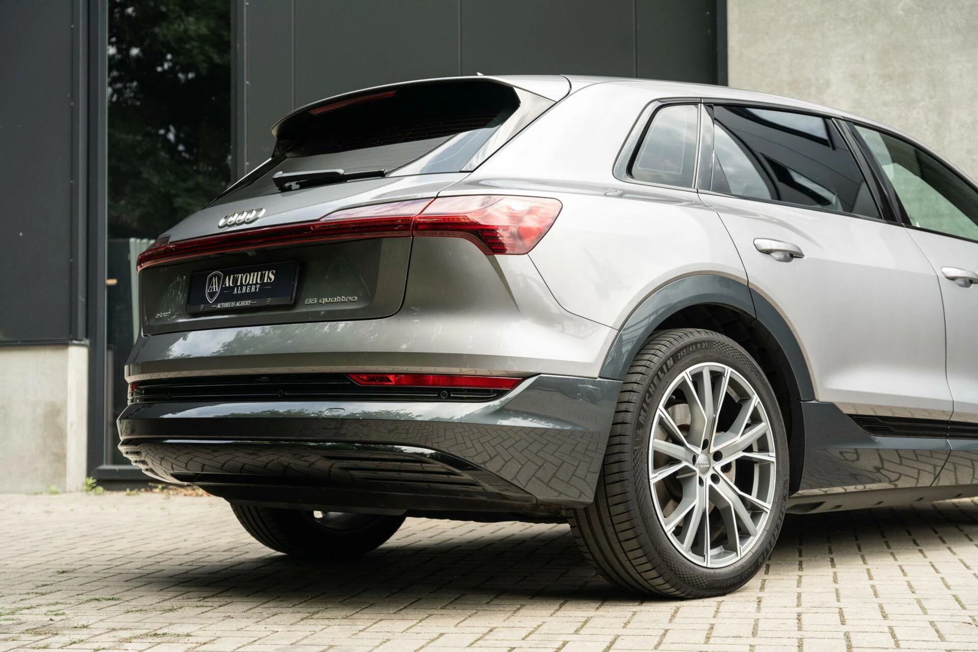 Hoofdafbeelding Audi e-tron