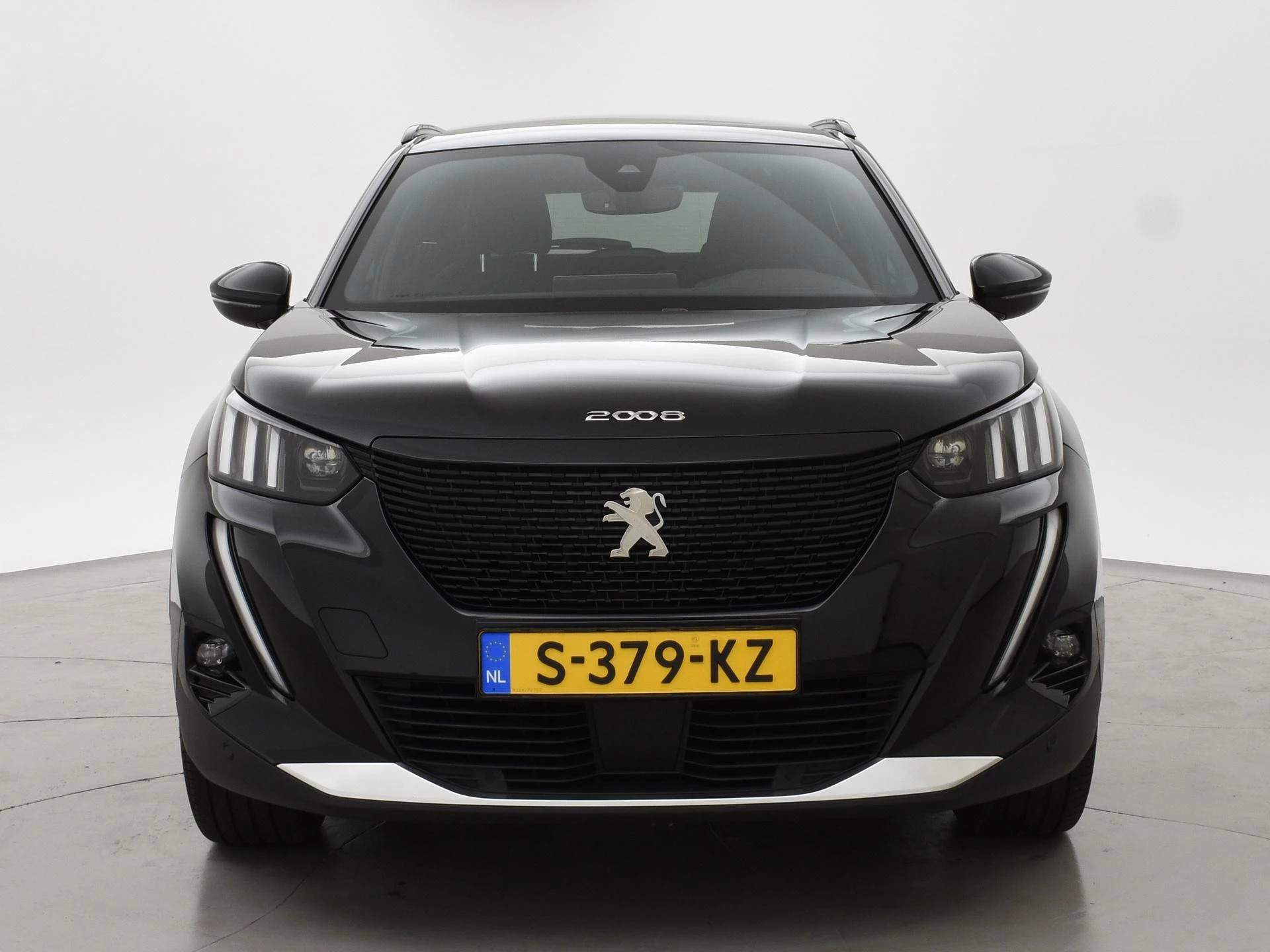 Hoofdafbeelding Peugeot e-2008