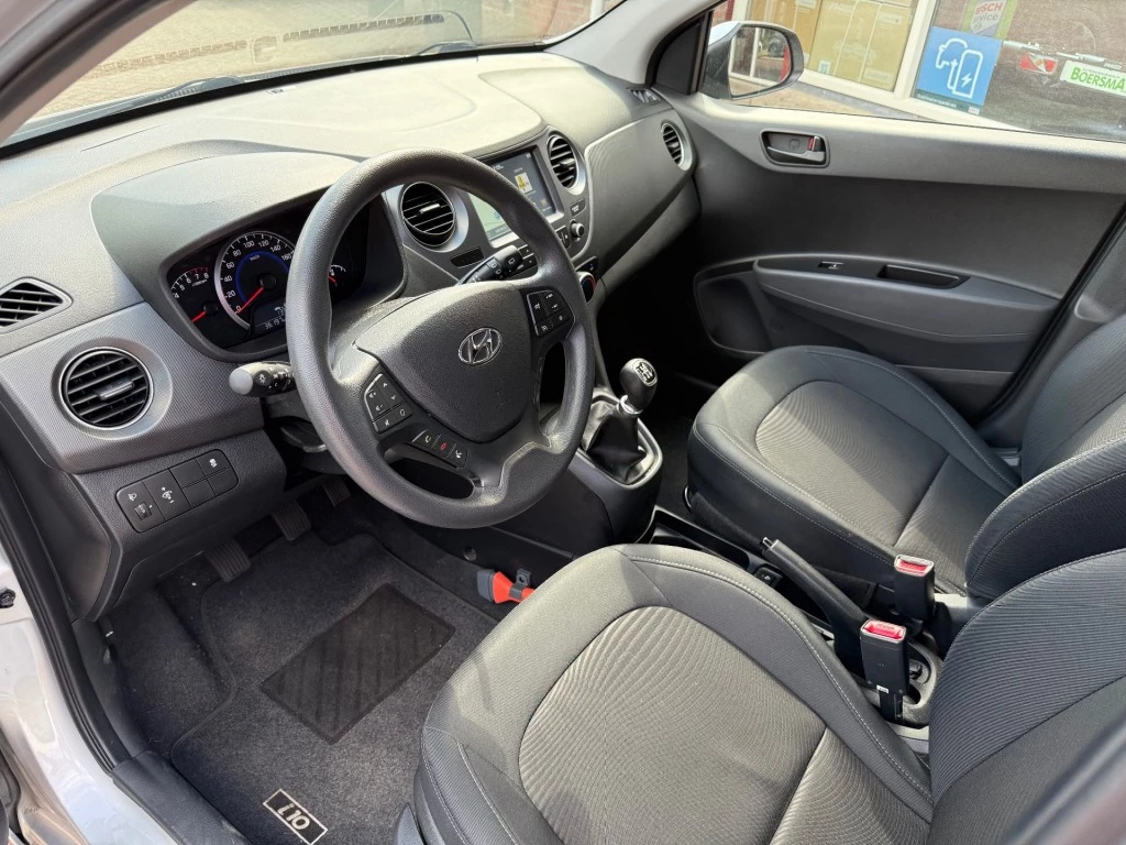 Hoofdafbeelding Hyundai i10
