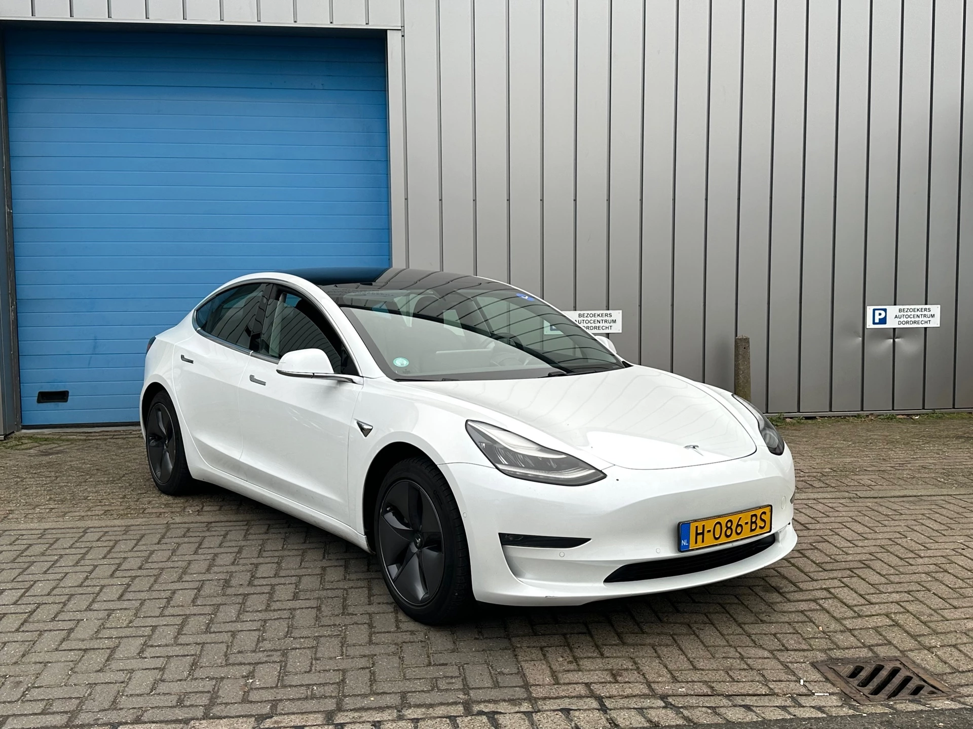 Hoofdafbeelding Tesla Model 3