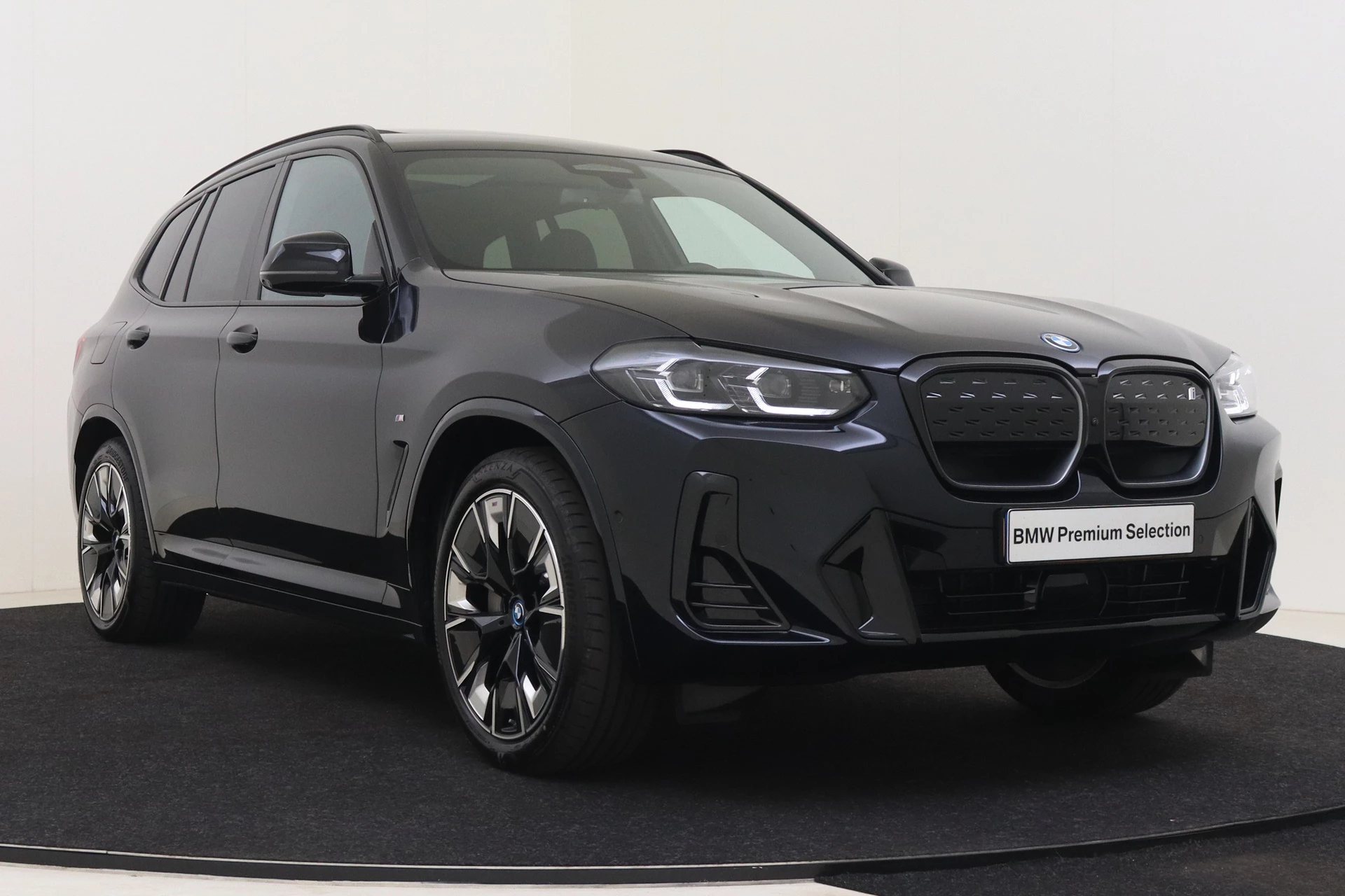 Hoofdafbeelding BMW iX3