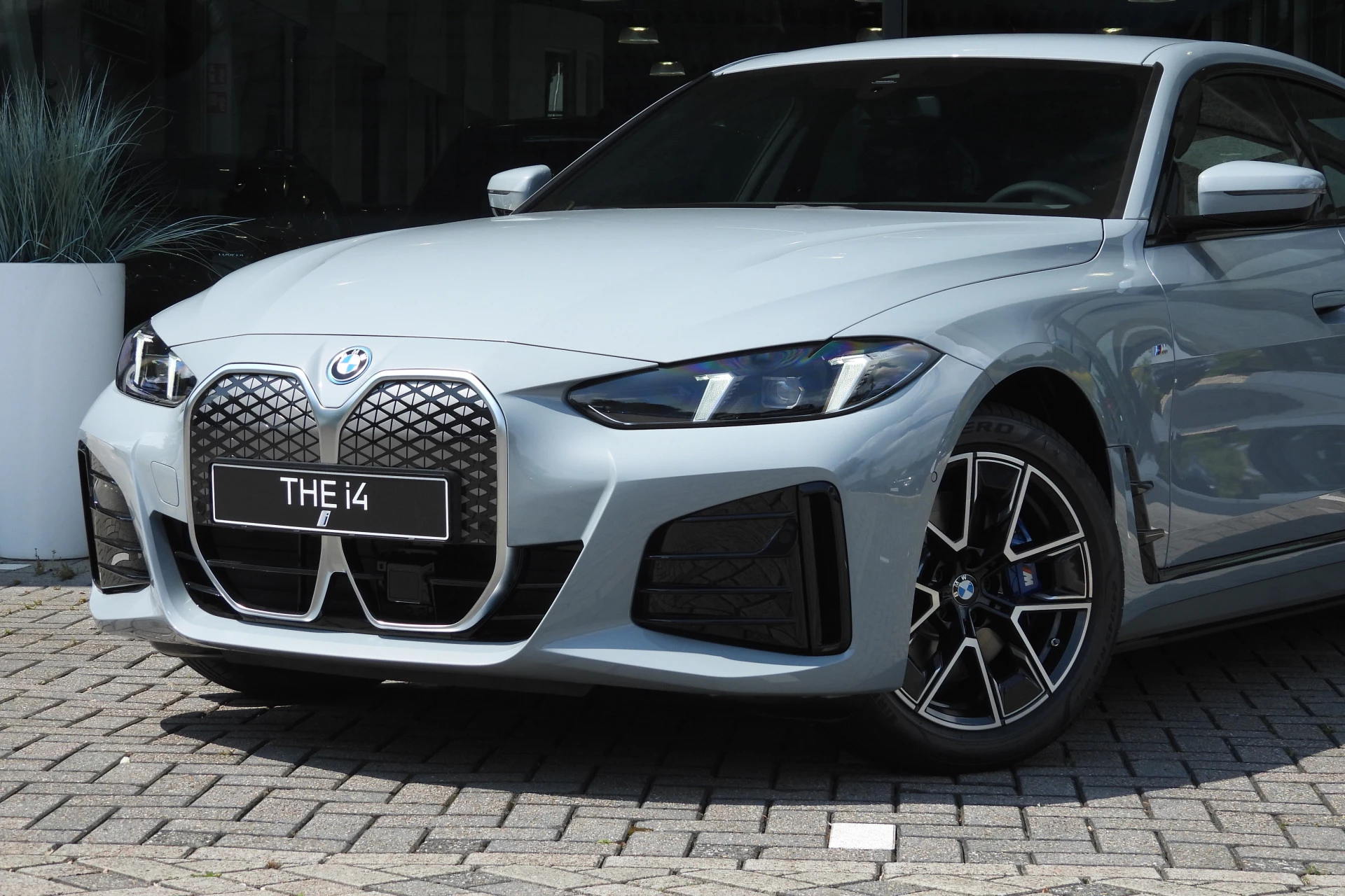 Hoofdafbeelding BMW i4