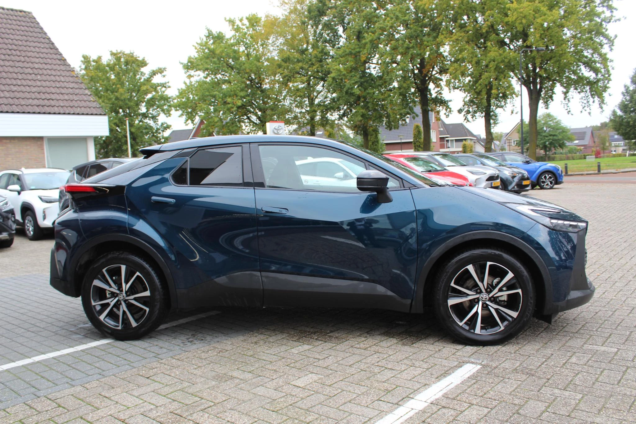 Hoofdafbeelding Toyota C-HR