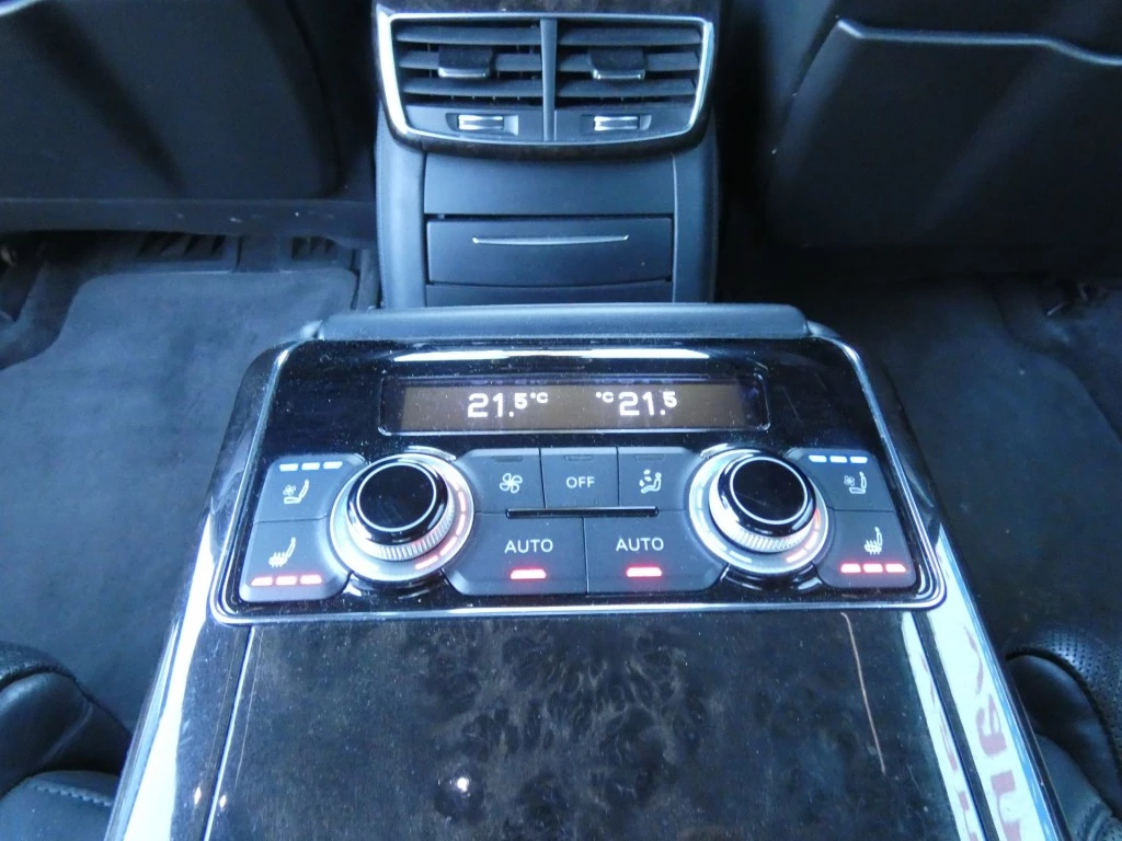 Hoofdafbeelding Audi A8