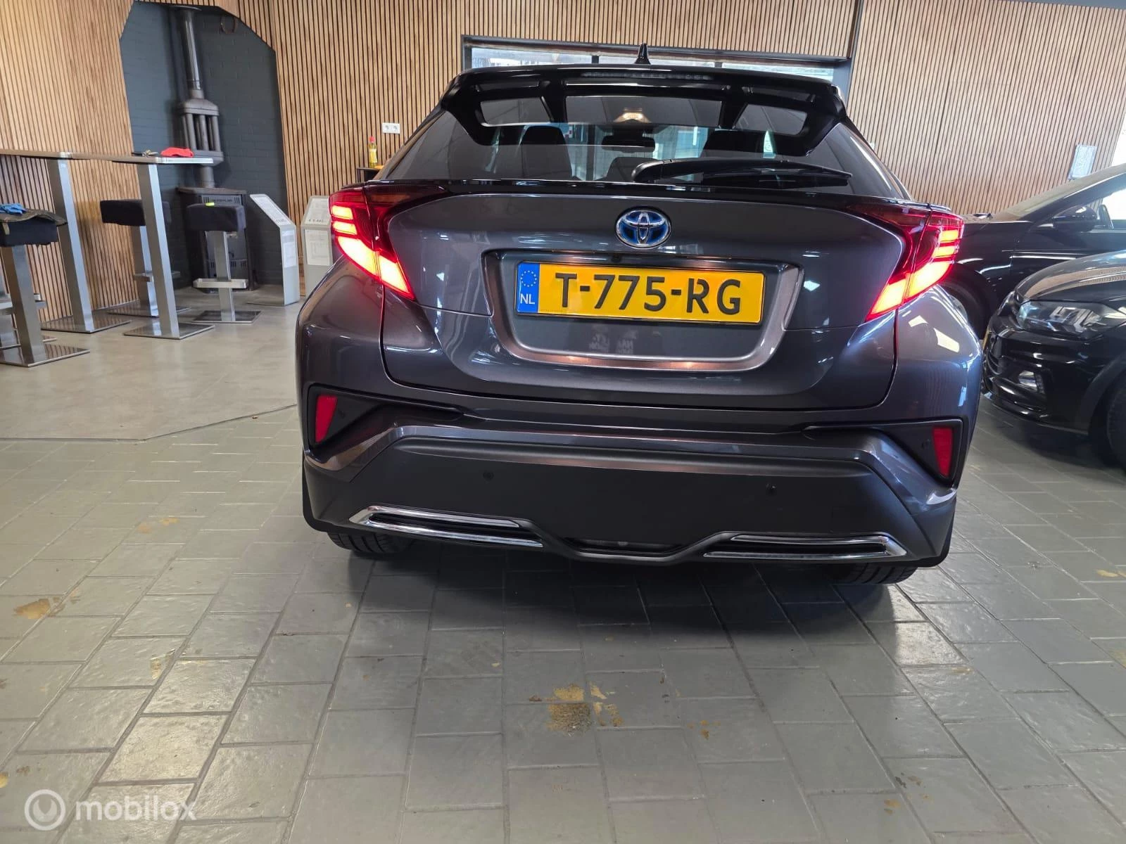 Hoofdafbeelding Toyota C-HR