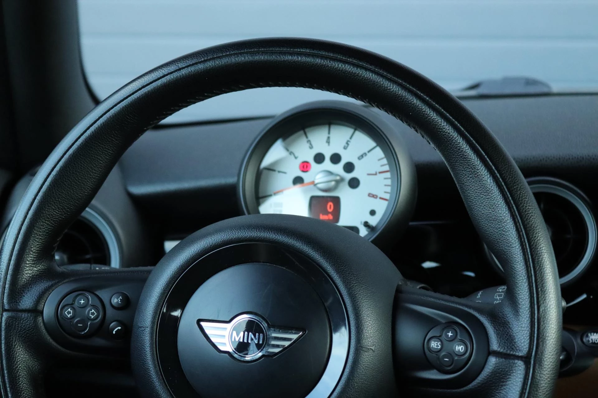 Hoofdafbeelding MINI One