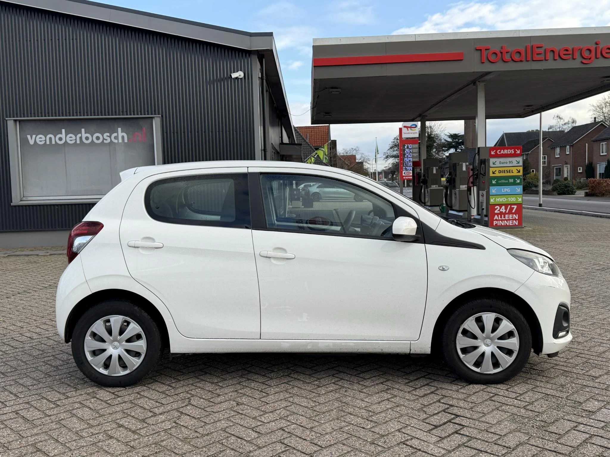 Hoofdafbeelding Peugeot 108
