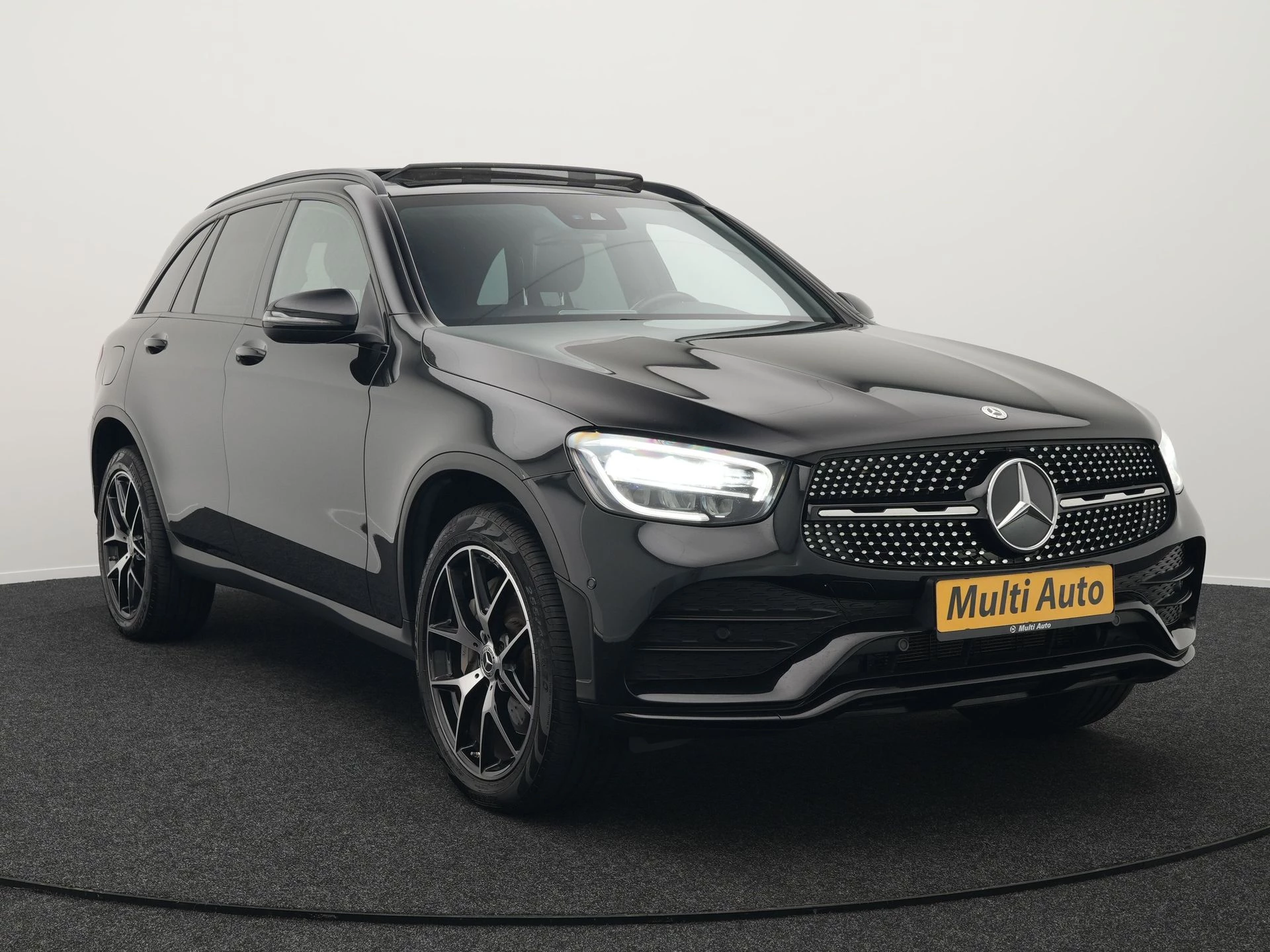Hoofdafbeelding Mercedes-Benz GLC