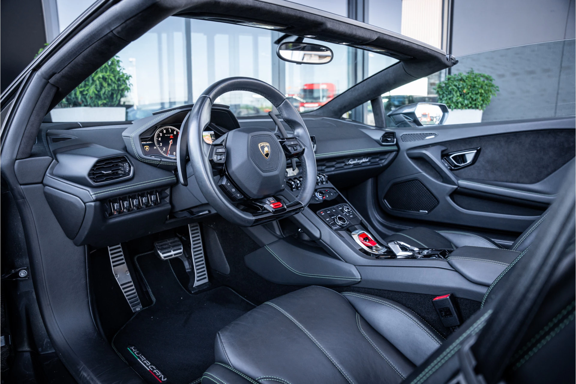 Hoofdafbeelding Lamborghini Huracán