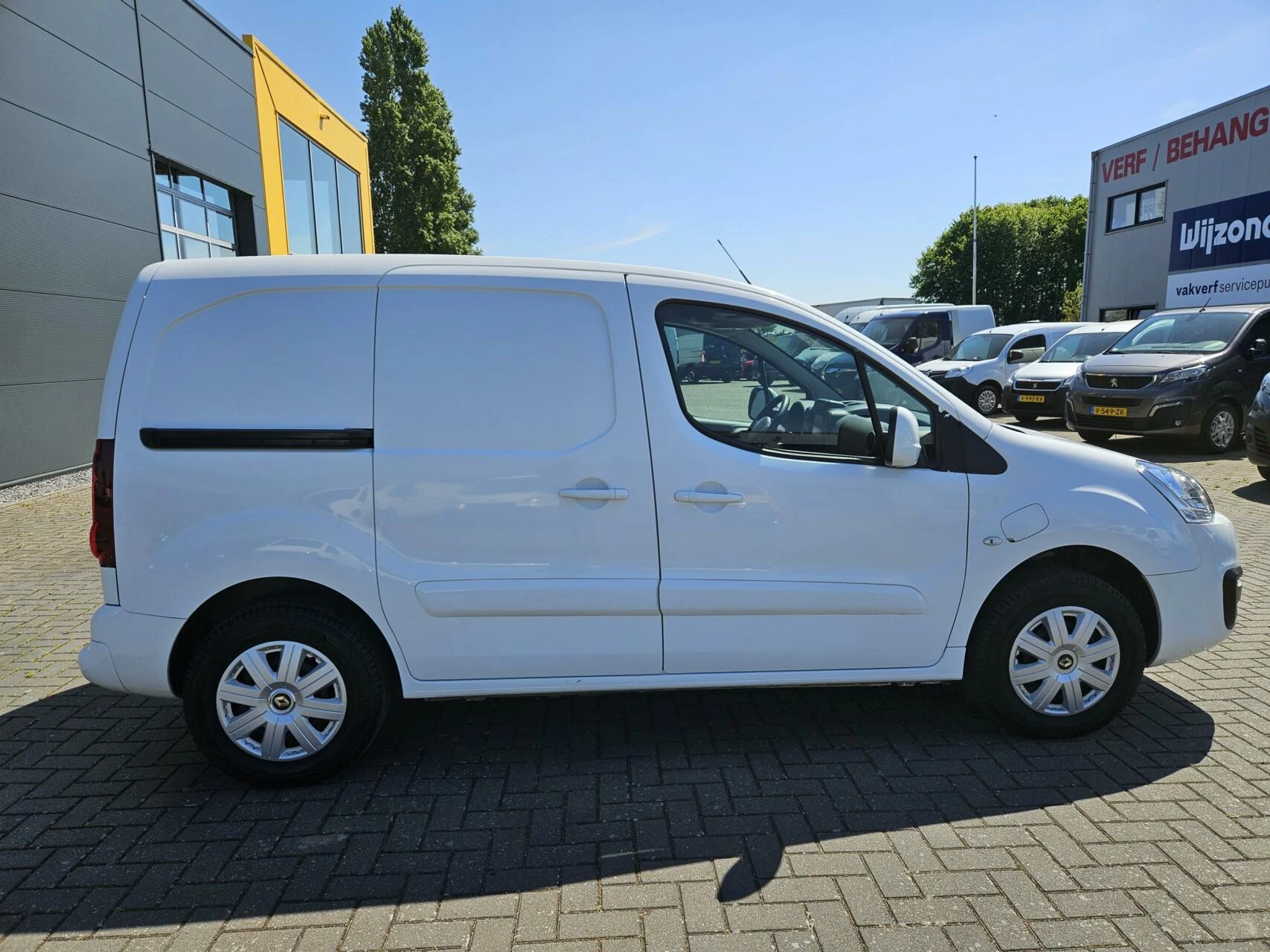 Hoofdafbeelding Peugeot Partner