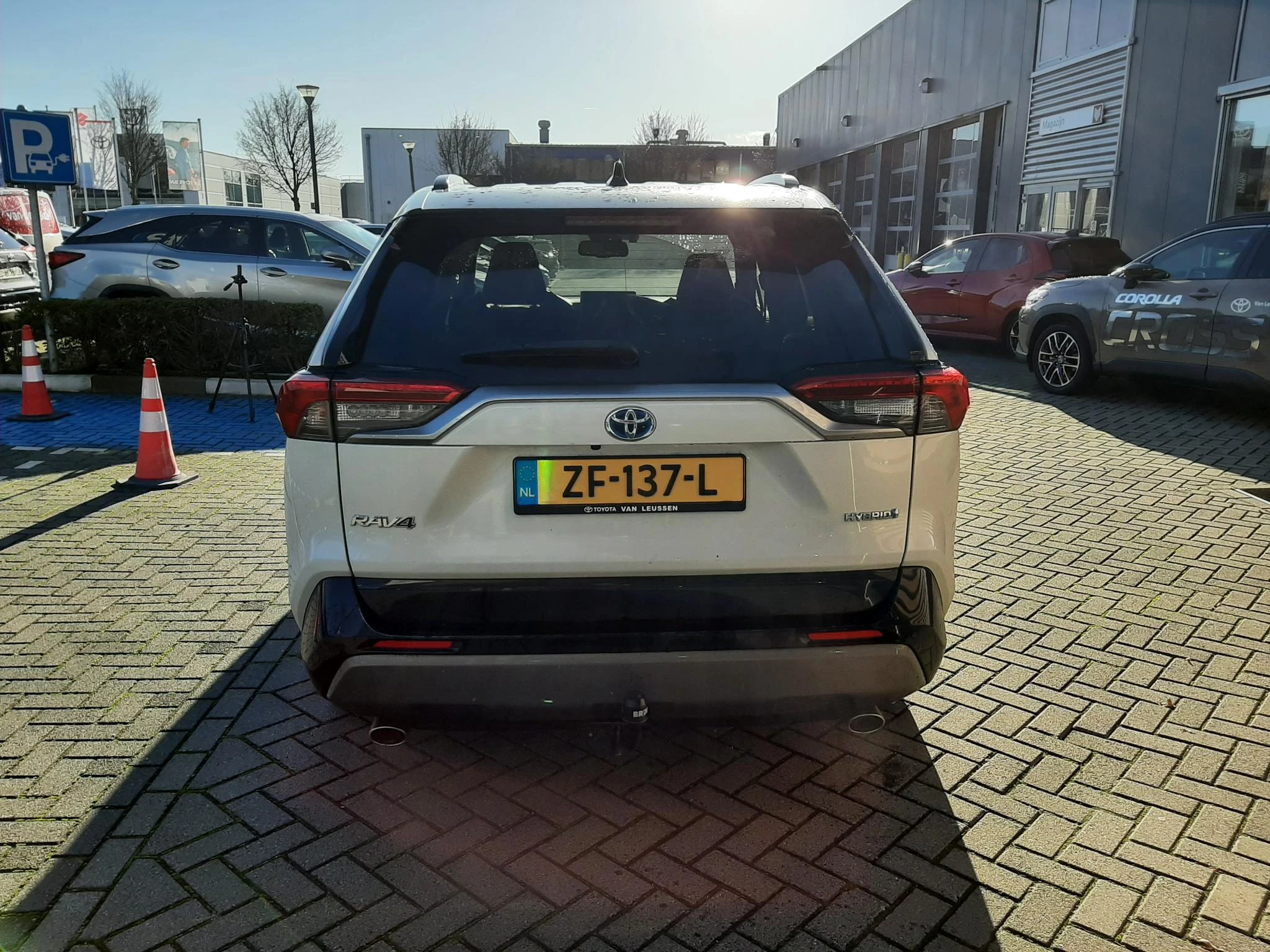 Hoofdafbeelding Toyota RAV4