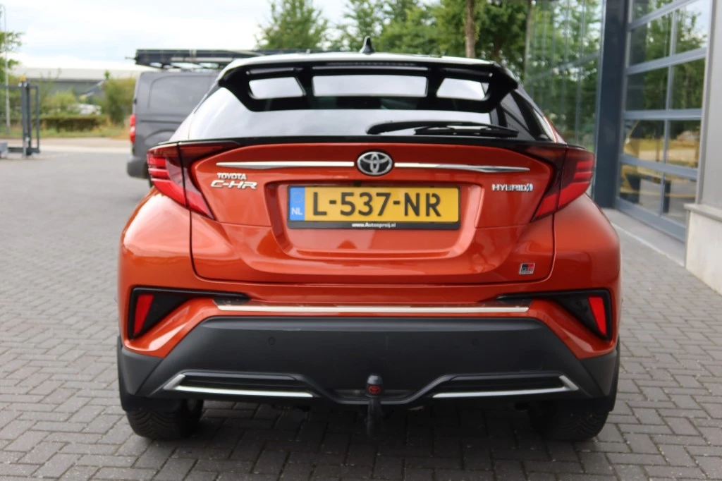 Hoofdafbeelding Toyota C-HR