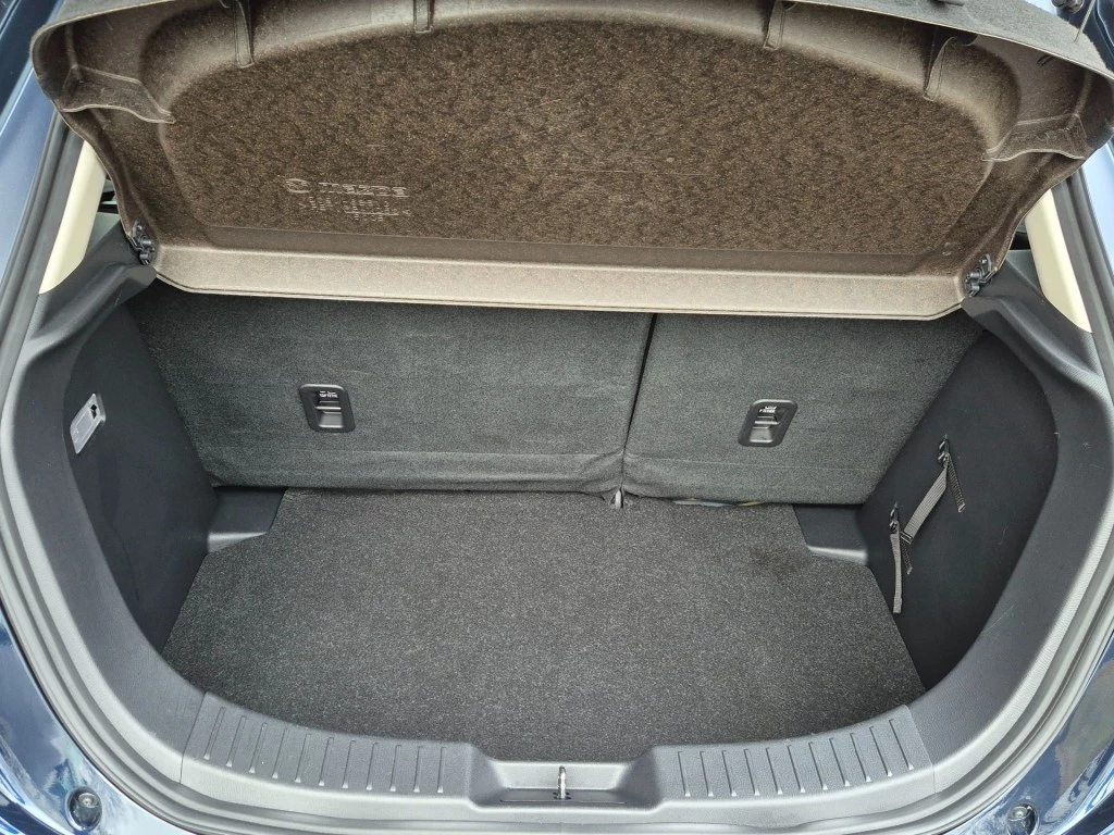 Hoofdafbeelding Mazda 2