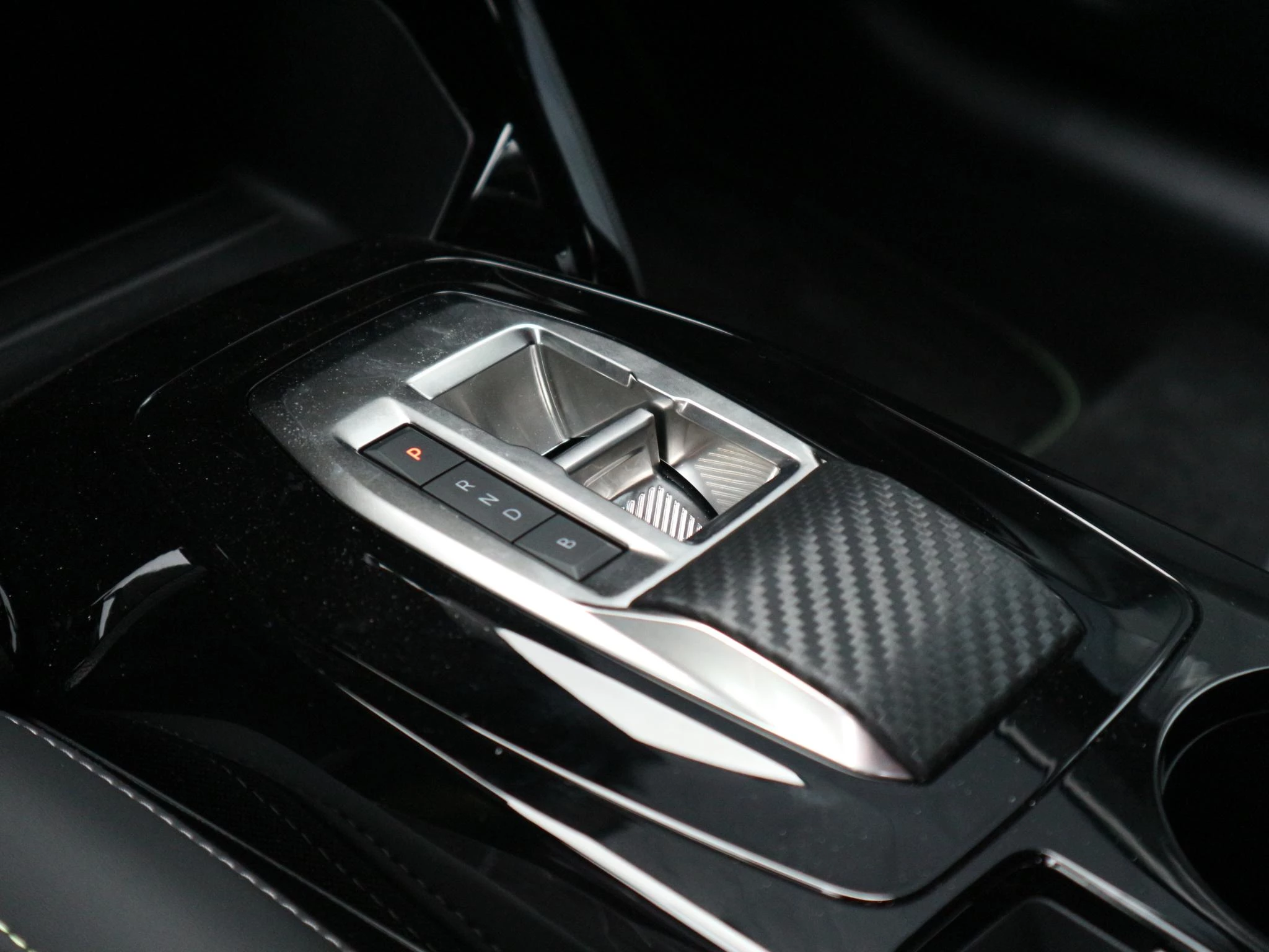 Hoofdafbeelding Peugeot e-208