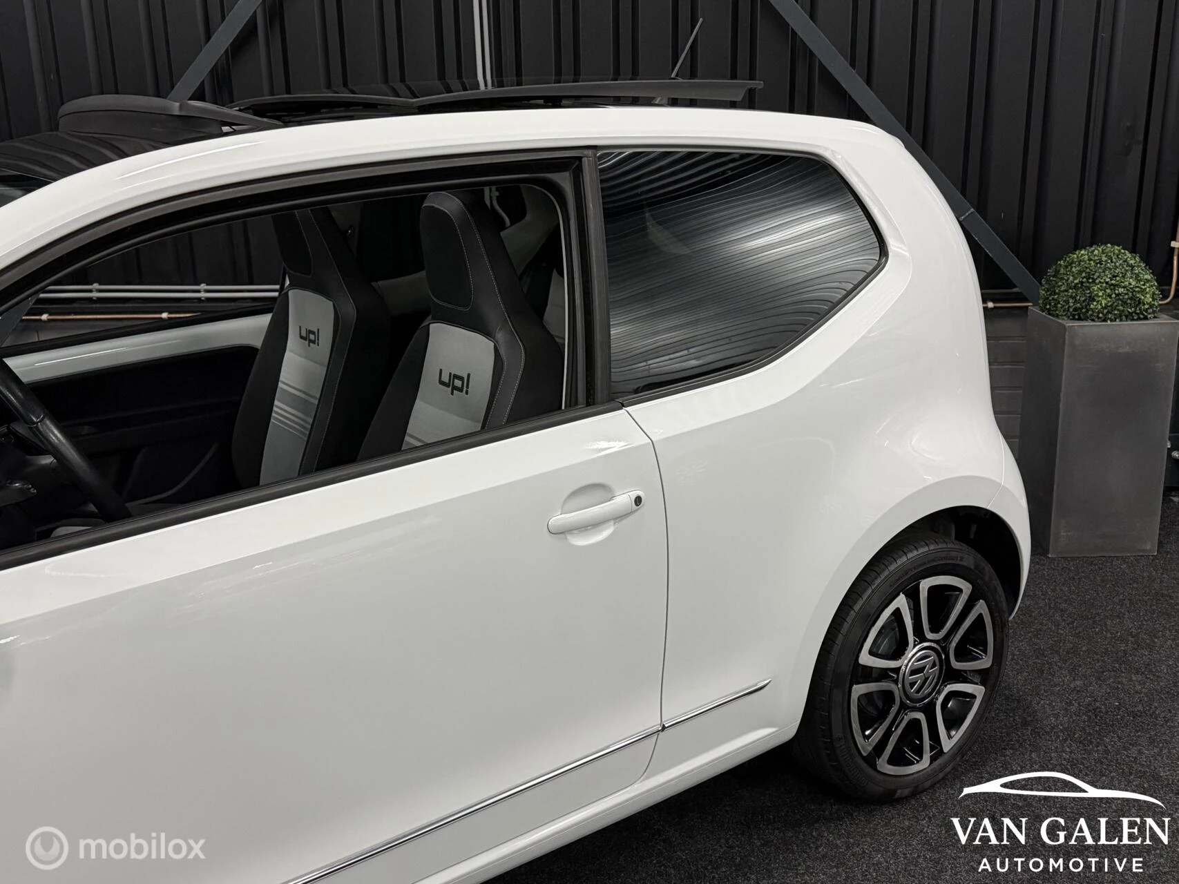 Hoofdafbeelding Volkswagen up!
