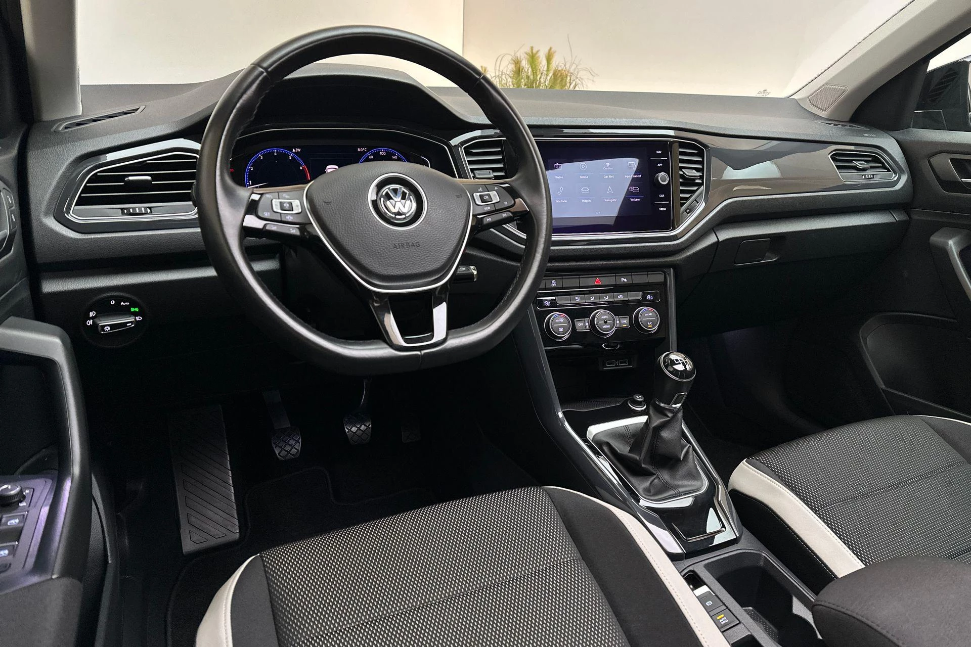 Hoofdafbeelding Volkswagen T-Roc