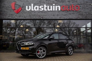 Hoofdafbeelding Alfa Romeo Tonale Alfa Romeo Tonale 1.3T PHEV Veloce , Panoramadak, Harman/Kardon, Adap. cruise,