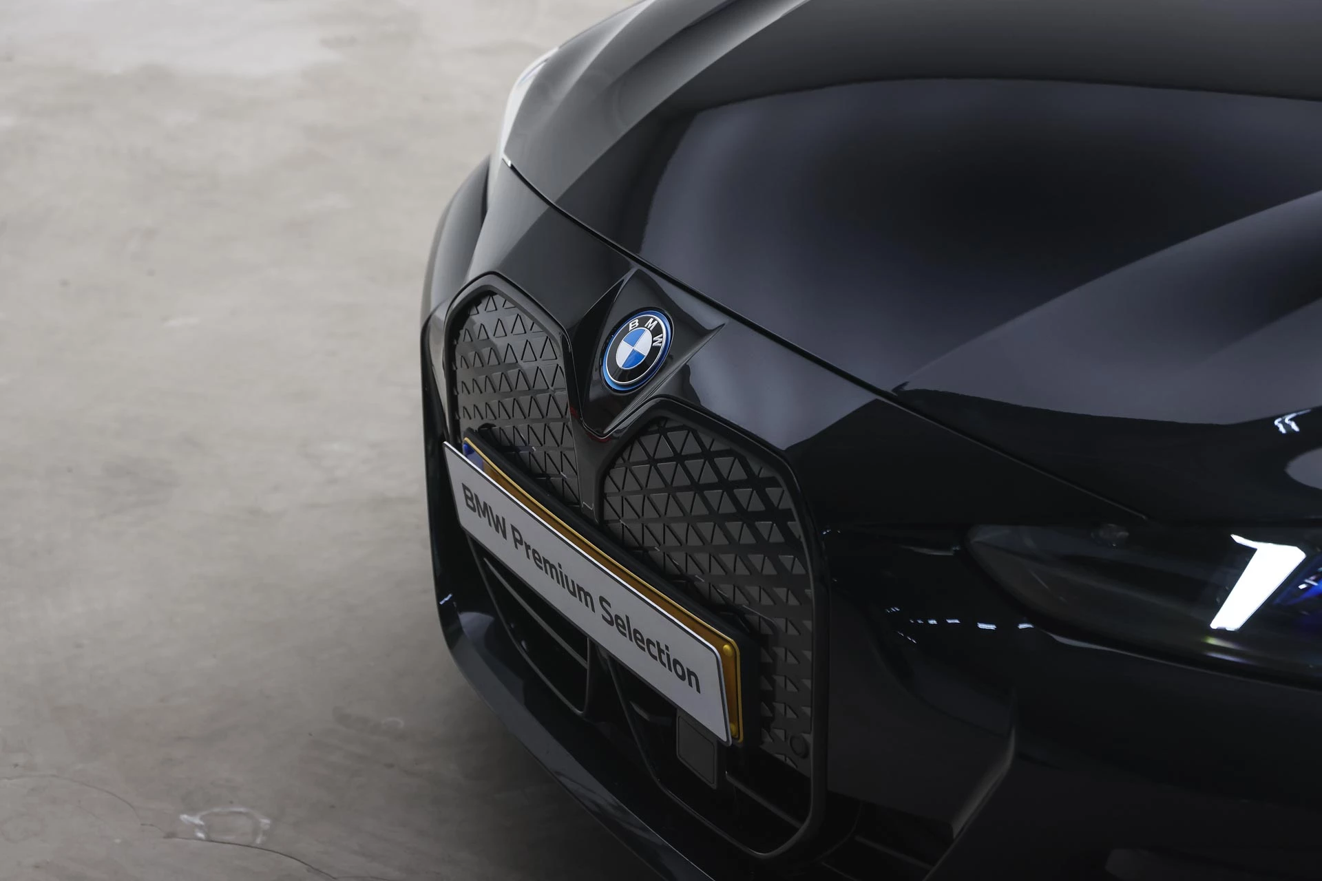 Hoofdafbeelding BMW i4