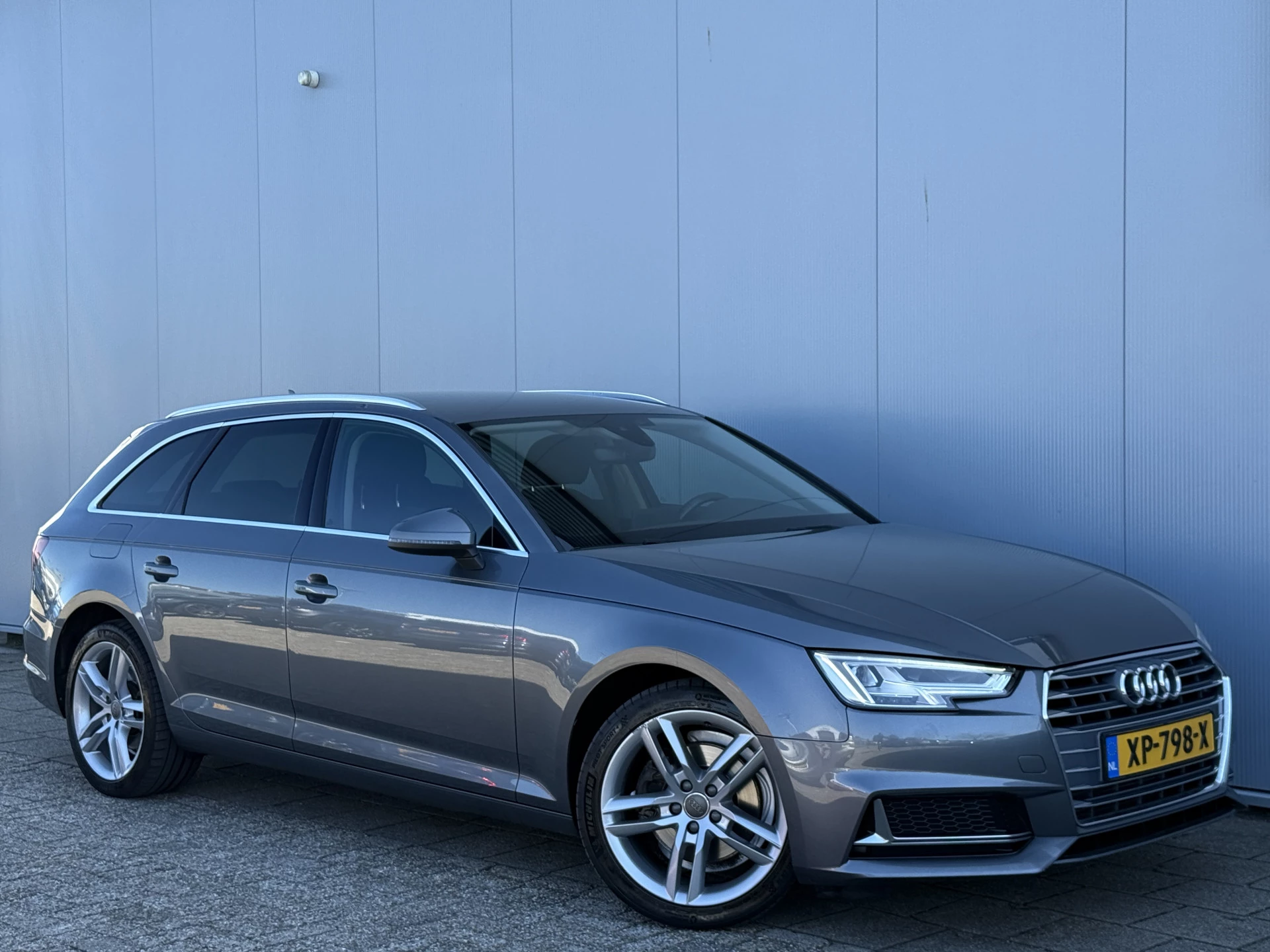 Hoofdafbeelding Audi A4