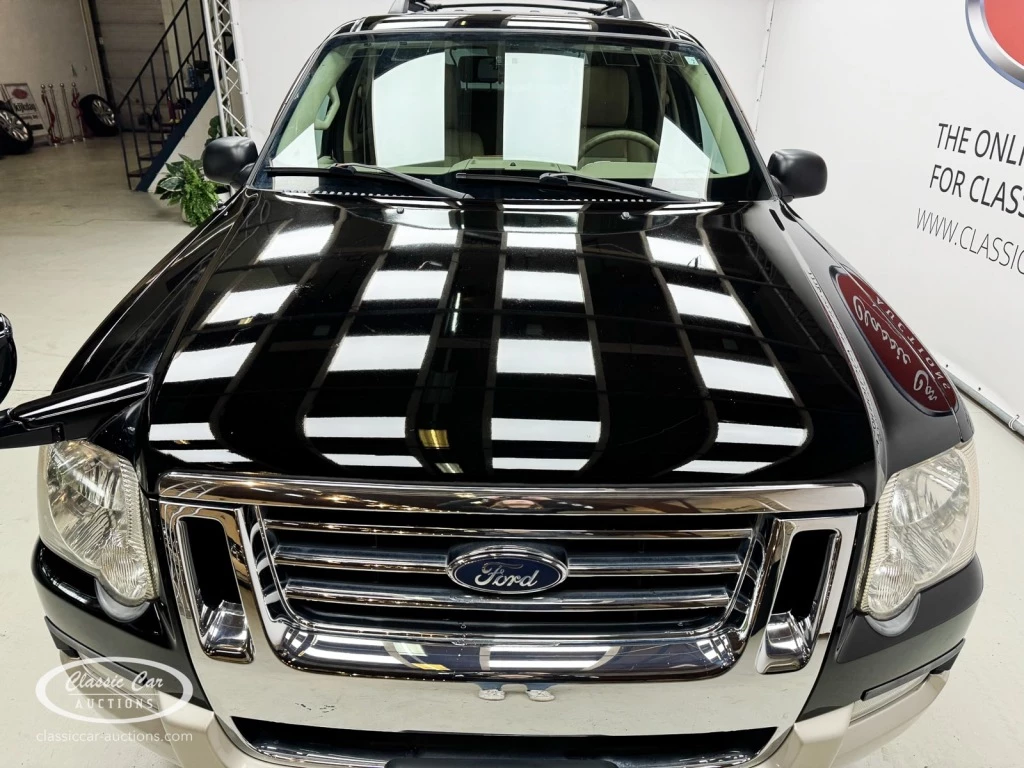 Hoofdafbeelding Ford Explorer