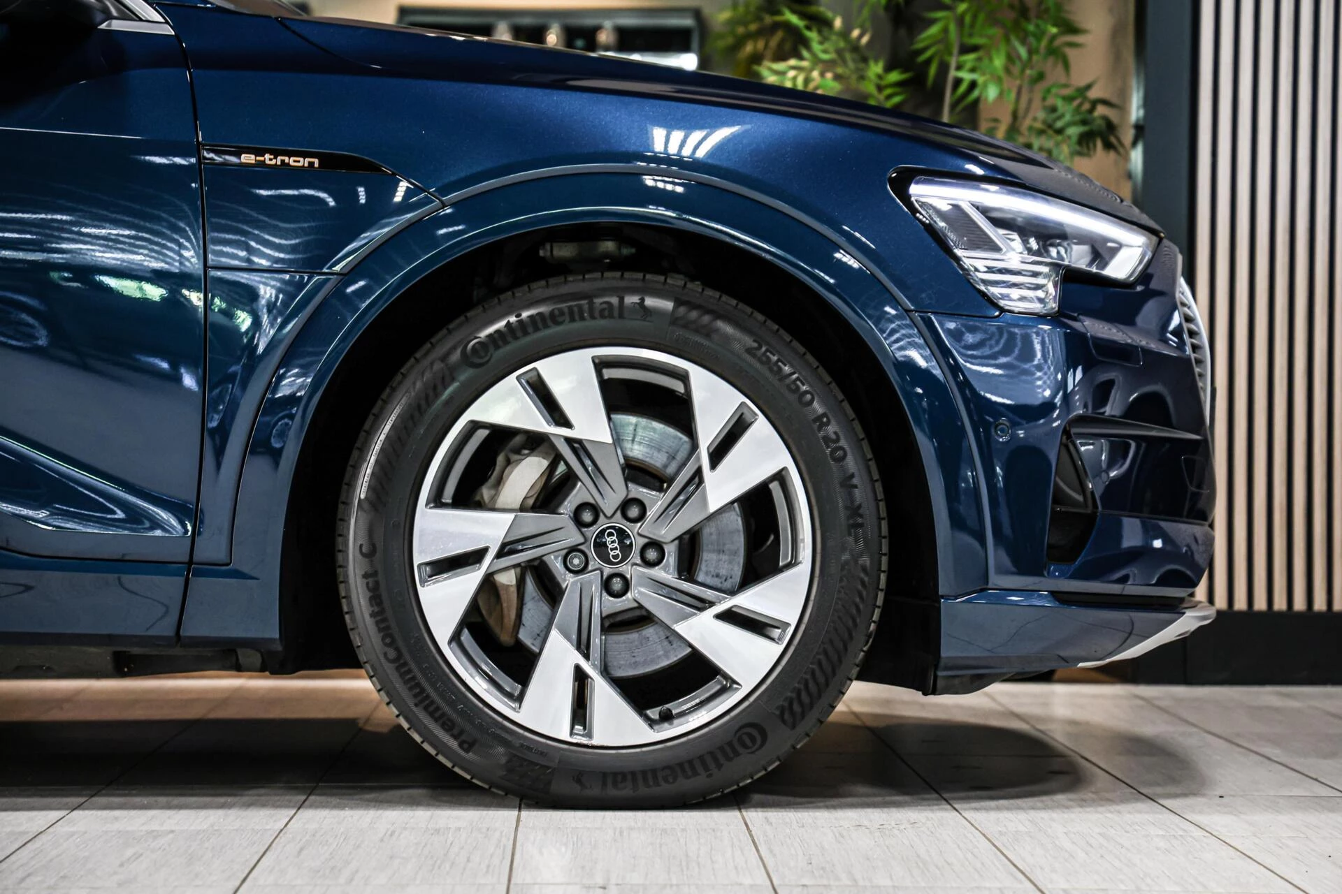 Hoofdafbeelding Audi e-tron