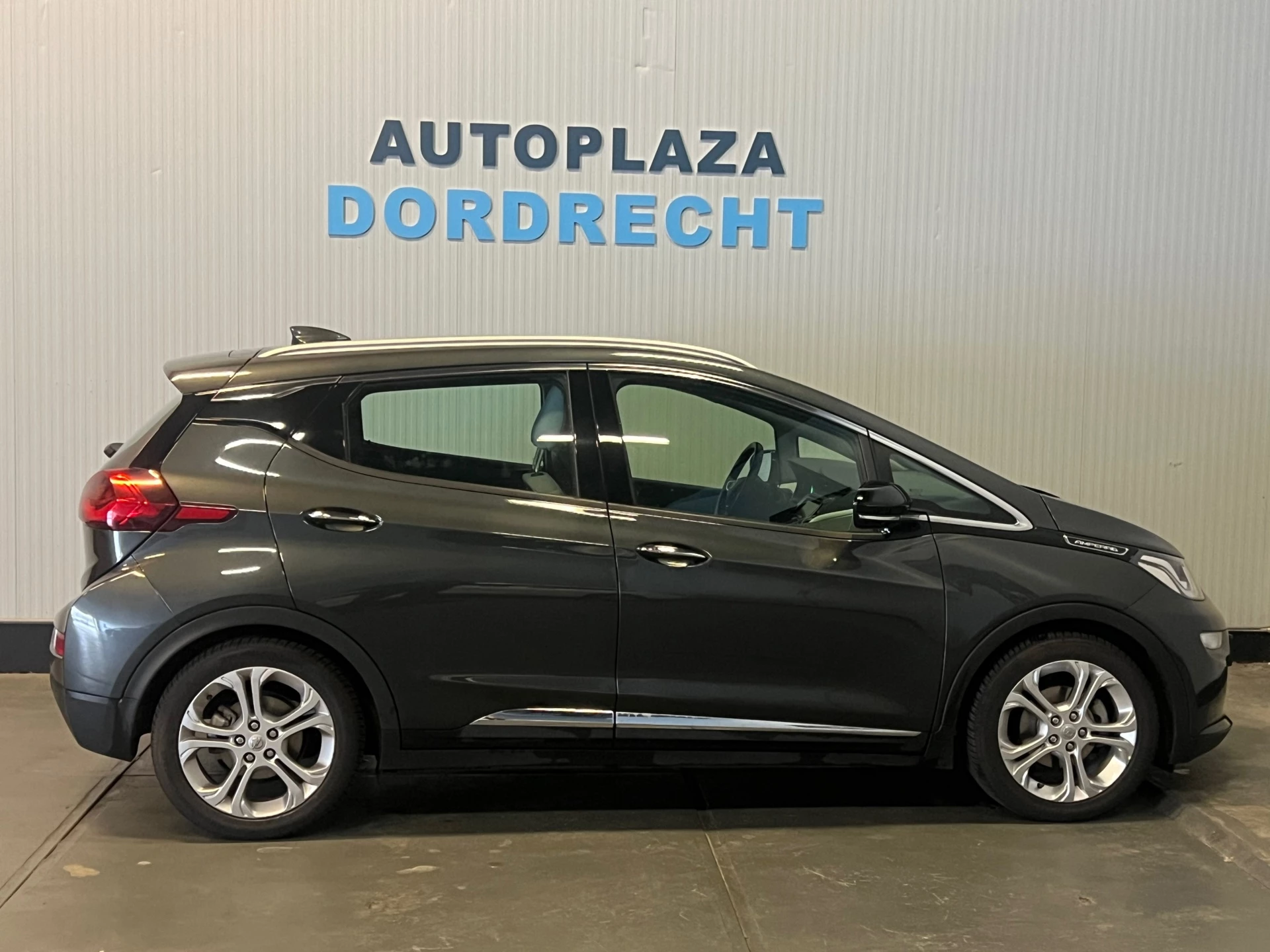 Hoofdafbeelding Opel Ampera-e